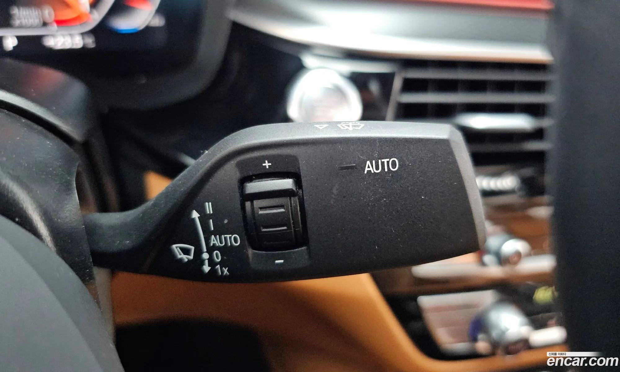 BMW 5 Series 2023 WBA11BH08PWY23717 — 25