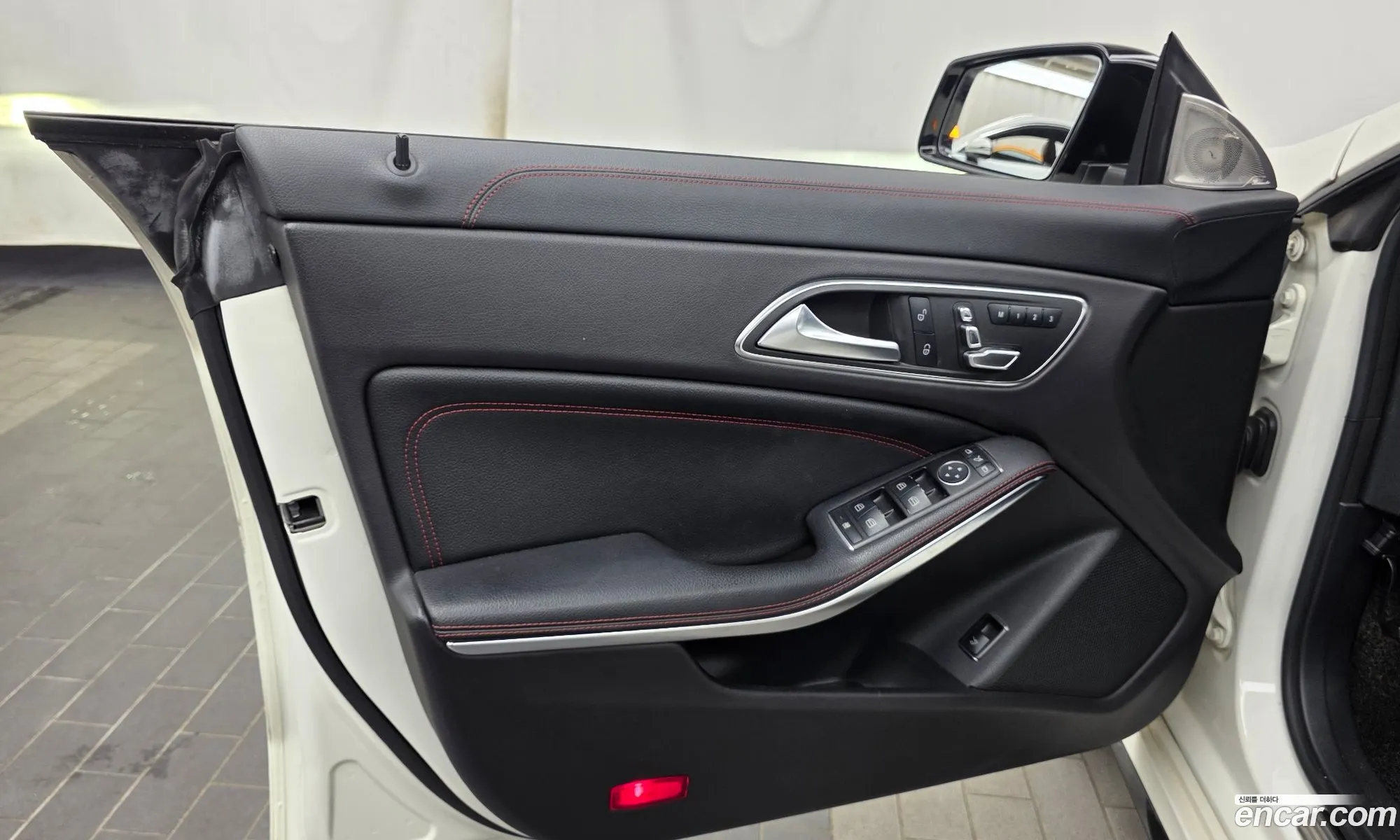 Mercedes-Benz CLA-Class C117 2017 — 18