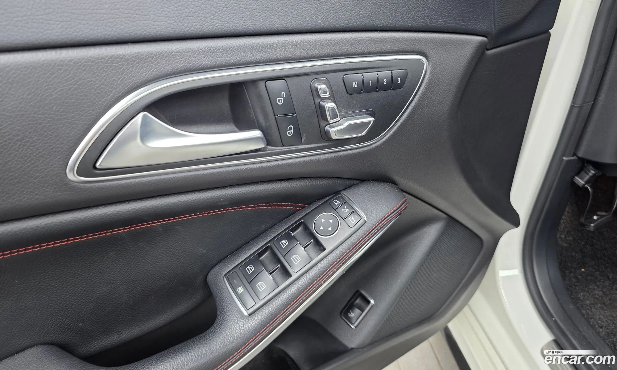 Mercedes-Benz CLA-Class C117 2017 — 12