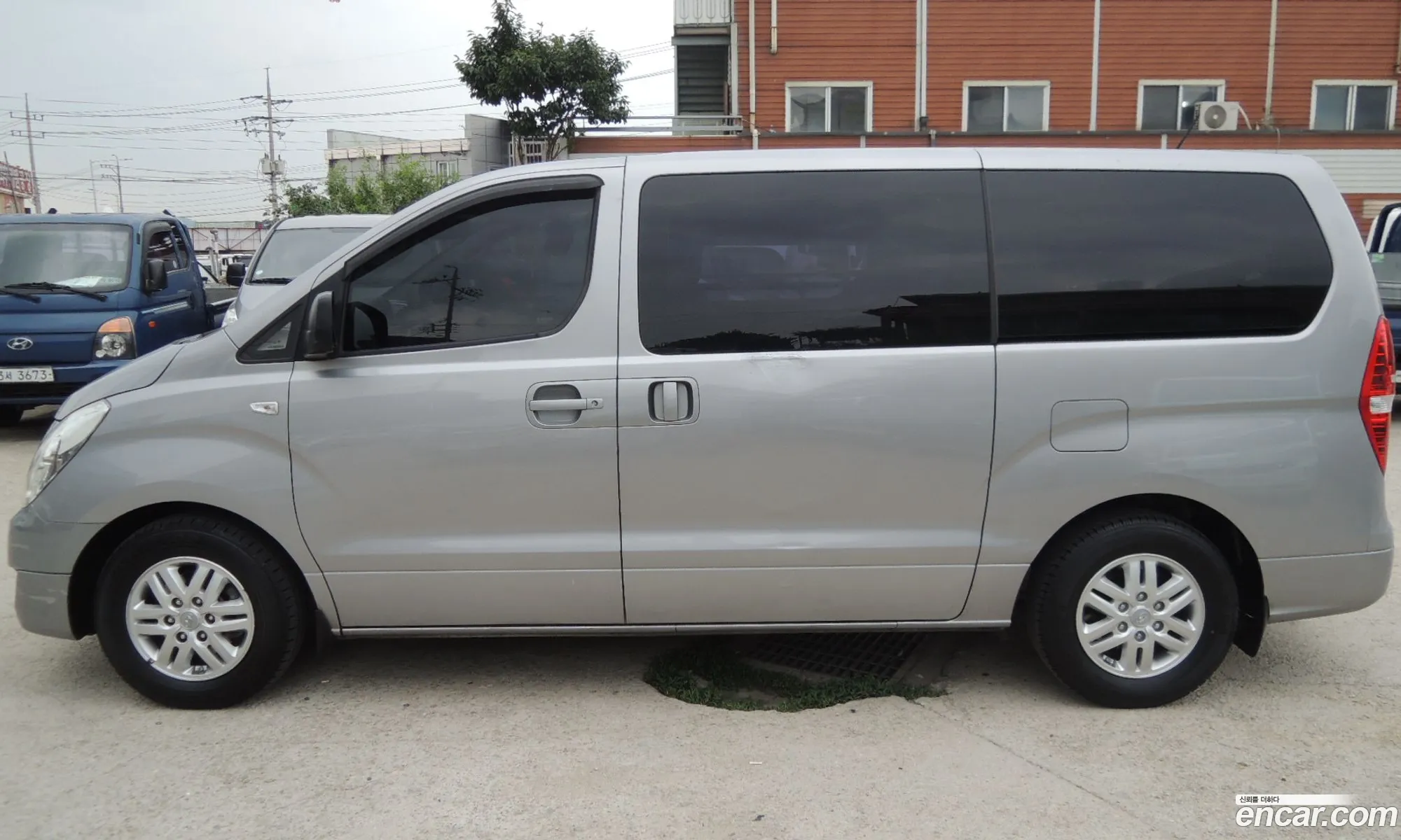 Hyundai Grand Starex 2016 — 15