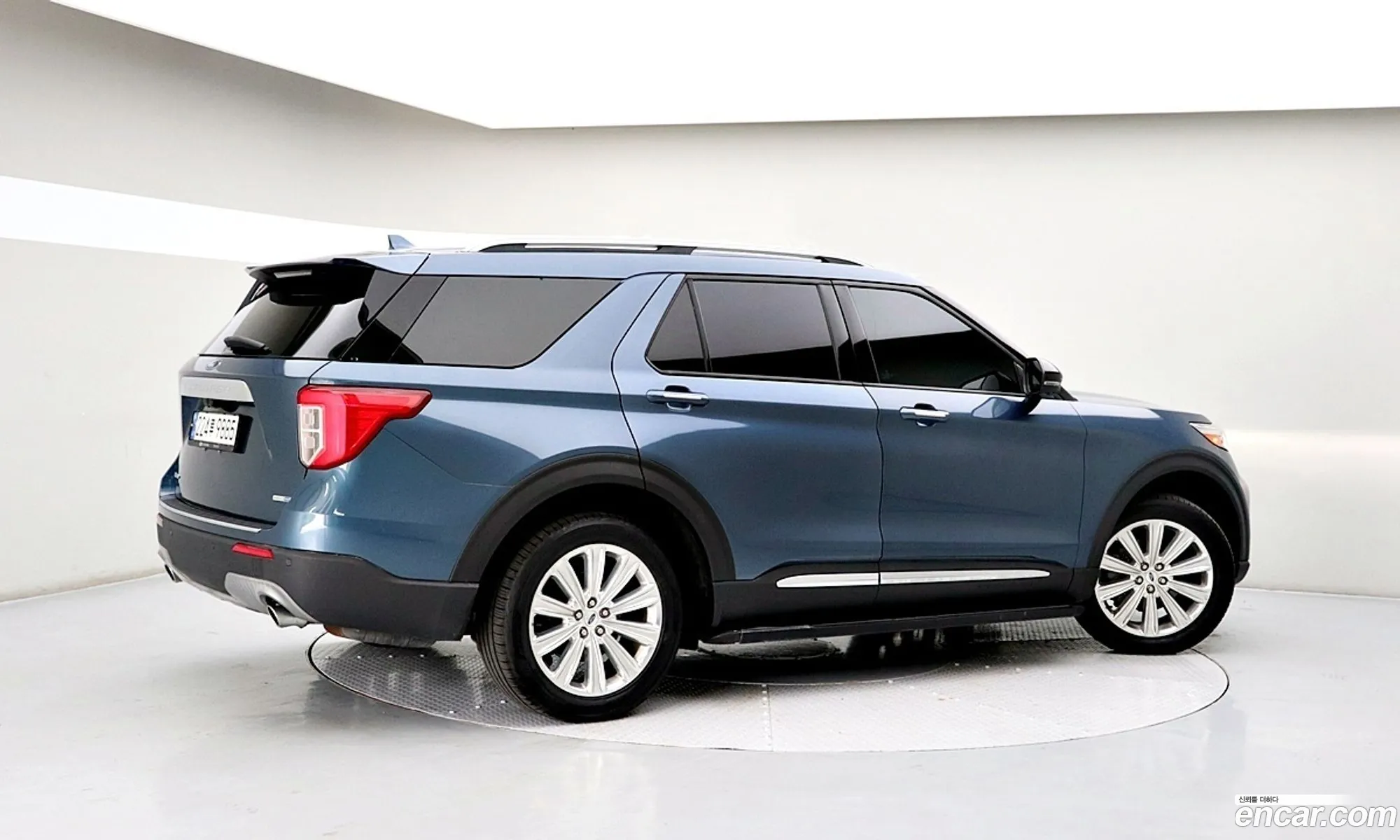 Ford Explorer 6th Gen 2020 — 11