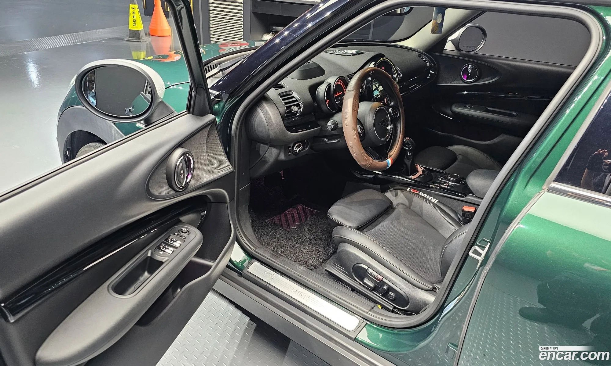 Mini Cooper Clubman 2019 — 21