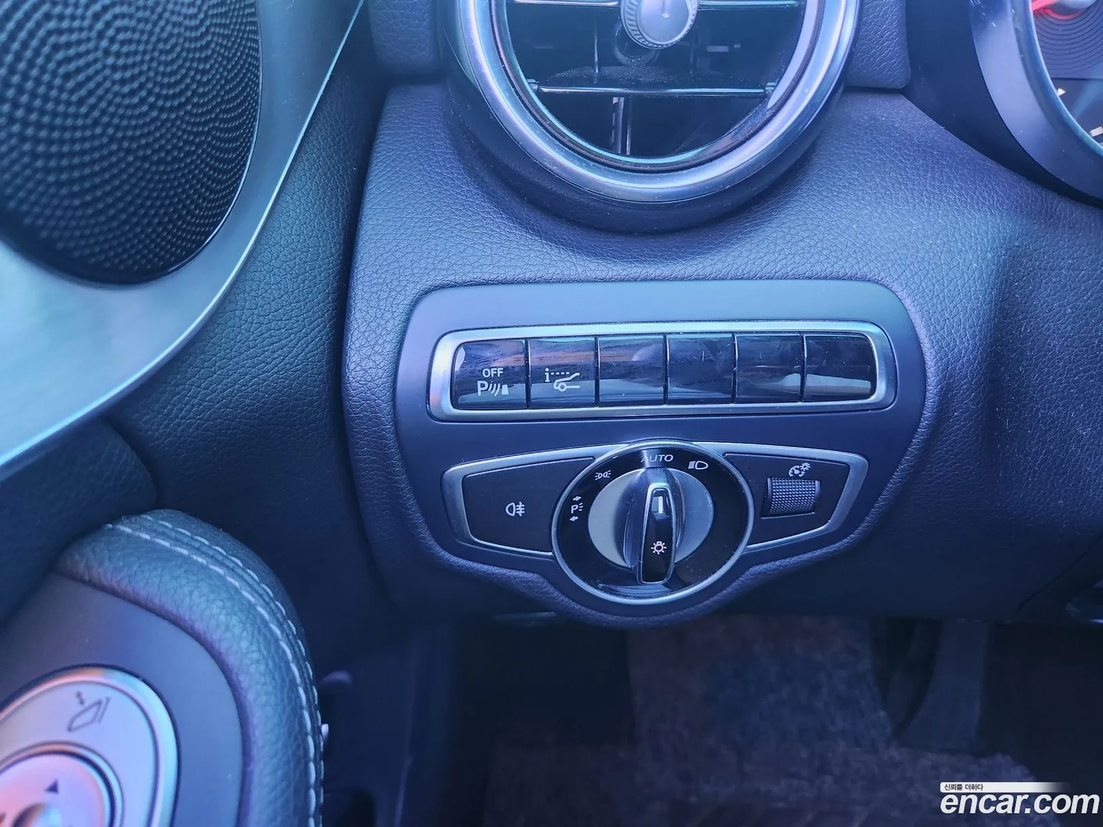 Mercedes-Benz C-Class W205 2016 — 16