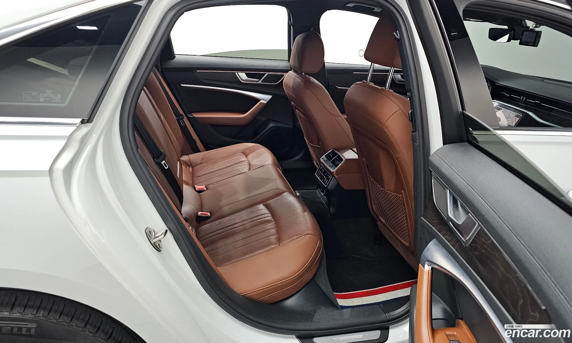 Audi A6 2020 — 11