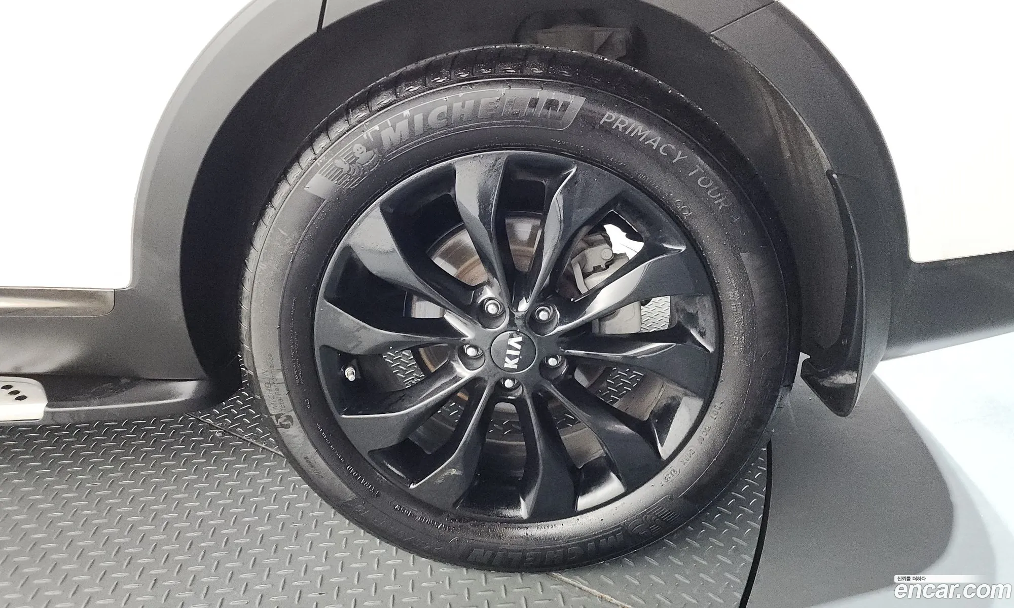Kia Sorento 2018 — 23