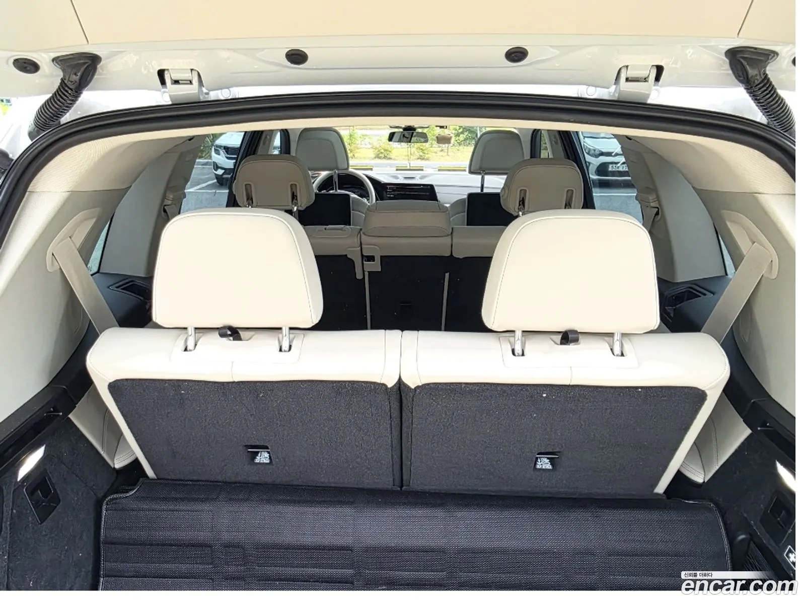 BMW X7 2021 — 9
