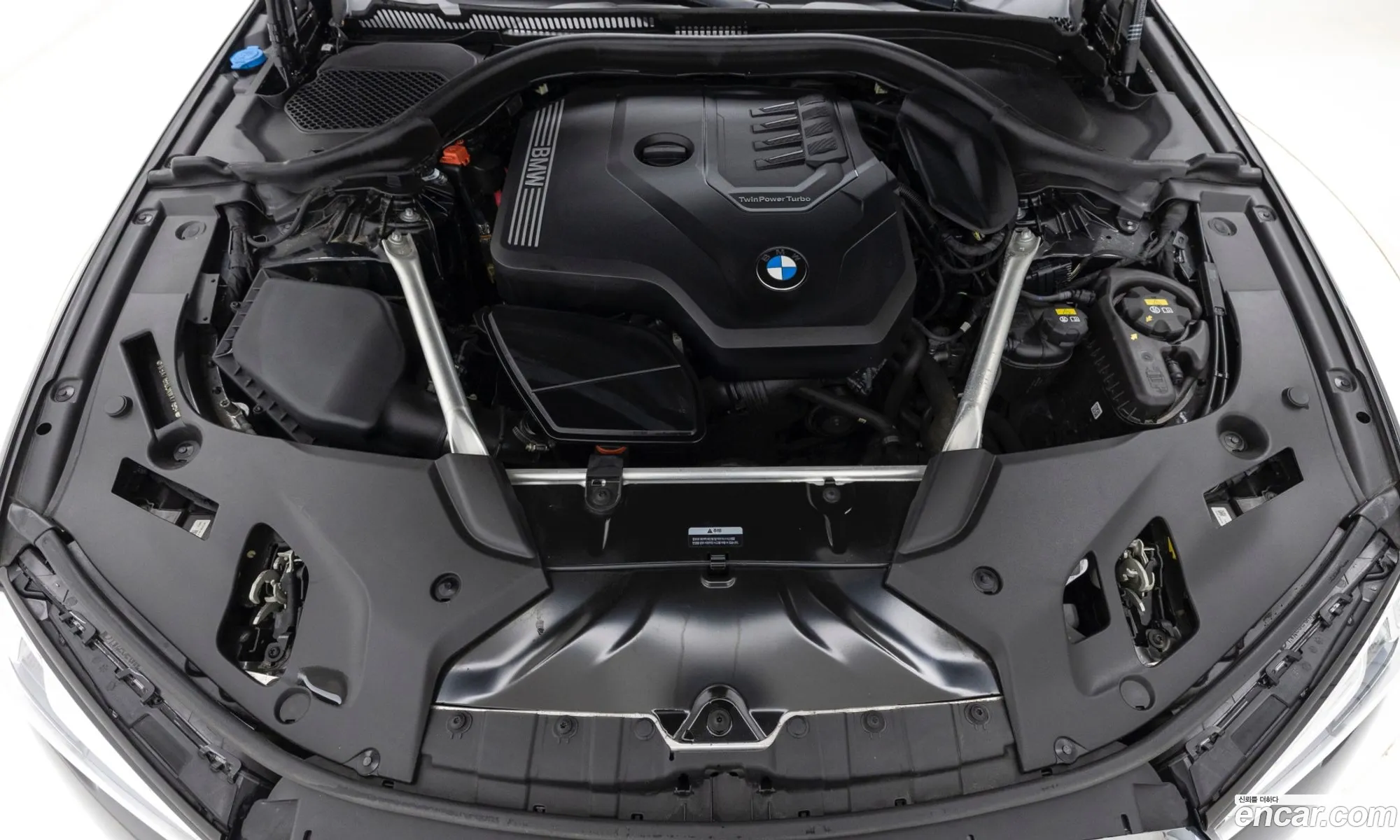 BMW 5 Series 2022 — 8