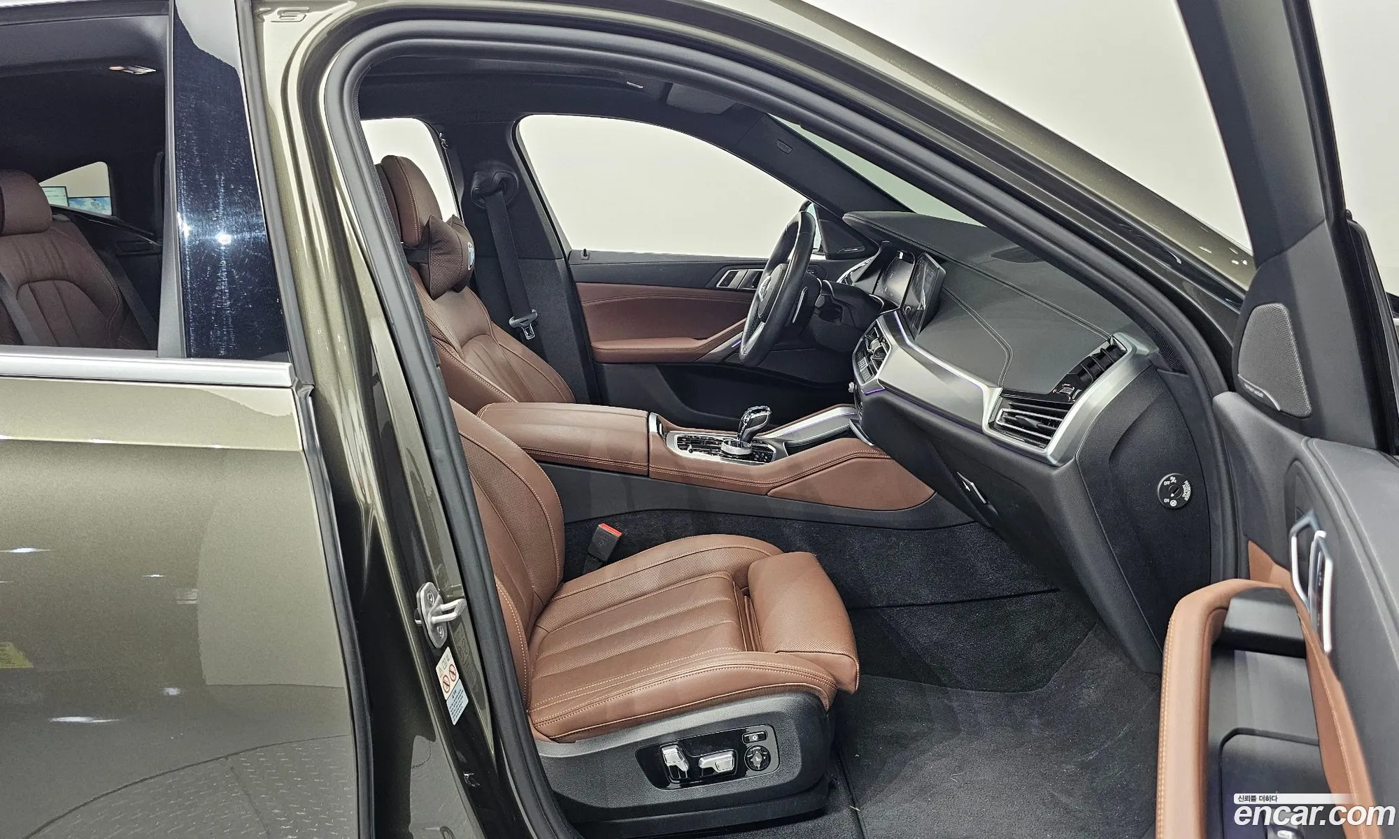 BMW X6 2021 WBAGT8105M9G52231 — 24