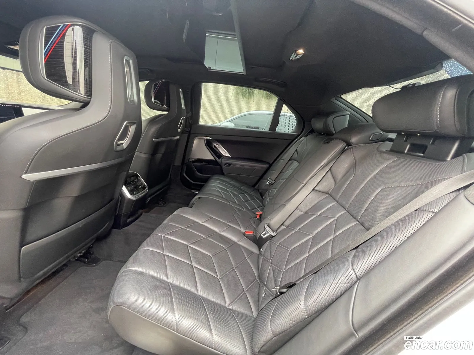 BMW 7 Series 2025 — 12