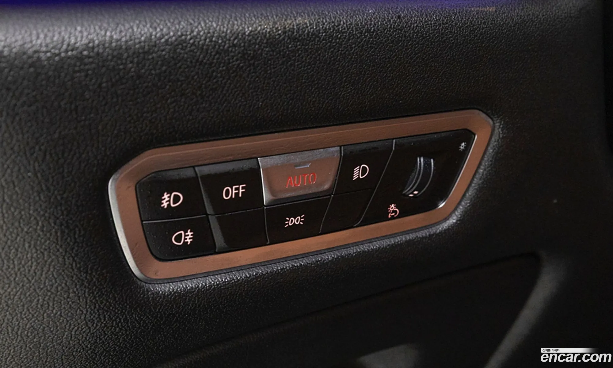 BMW X7 2021 — 16