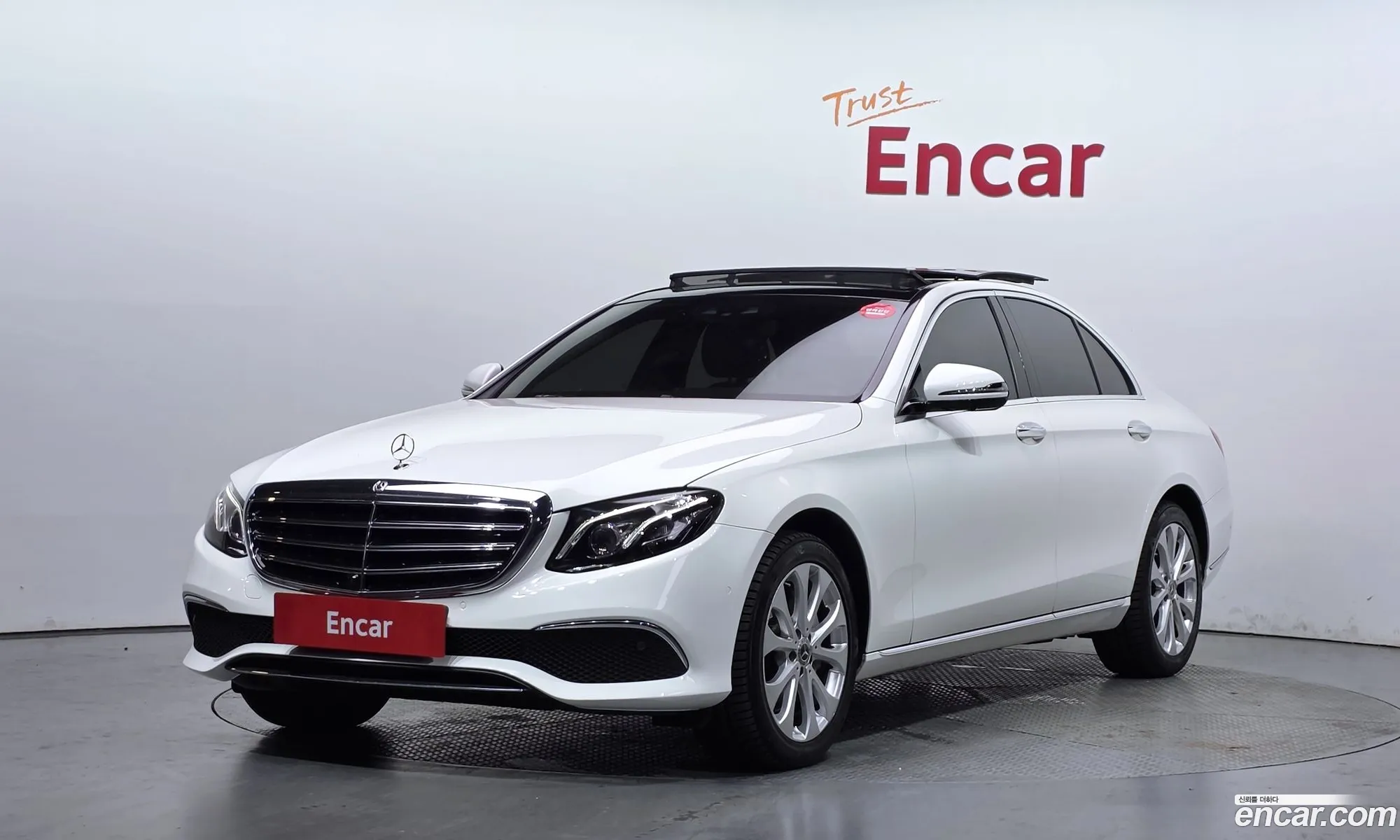 Mercedes-Benz E-Class W213 2019 — 29