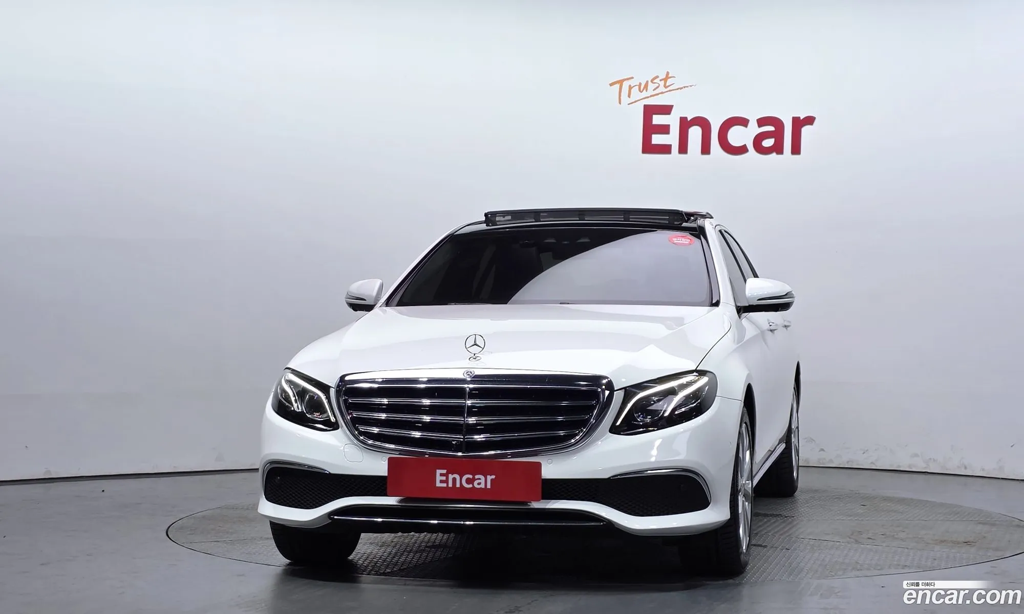 Mercedes-Benz E-Class W213 2019 — 22