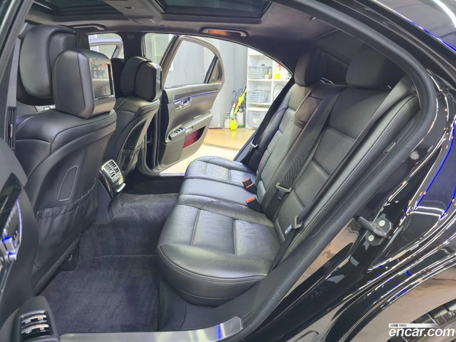 Mercedes-Benz S-Class W221 2009 — 2