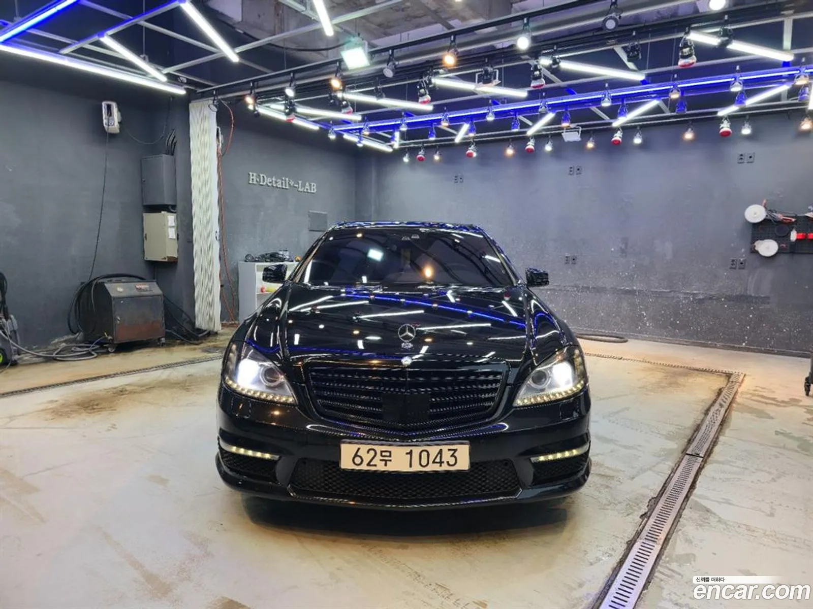 Mercedes-Benz S-Class W221 2009 — 18