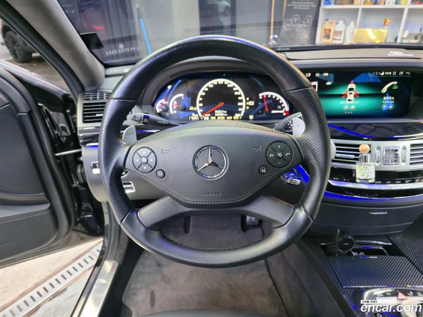 Mercedes-Benz S-Class W221 2009 — 16