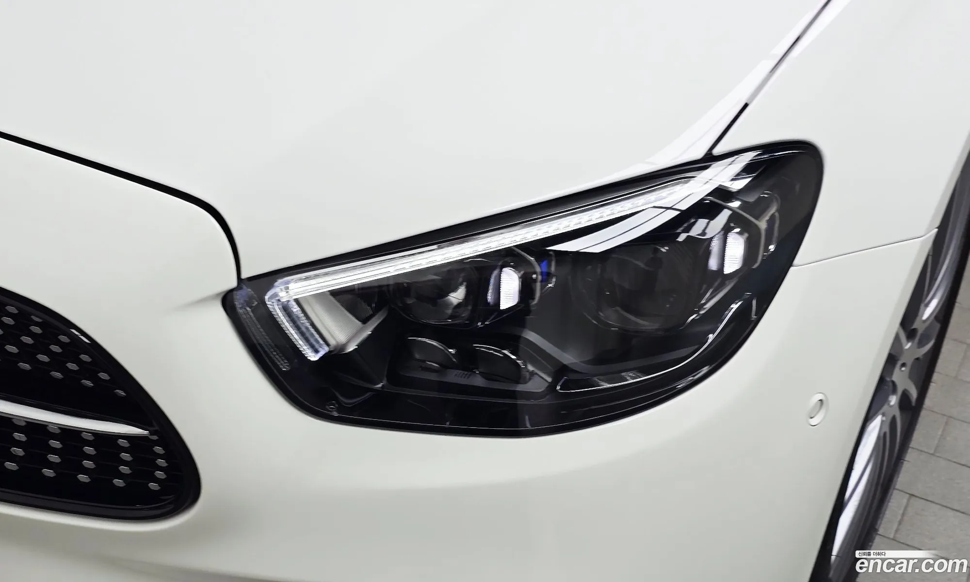 Mercedes-Benz E-Class W213 2022 — 17