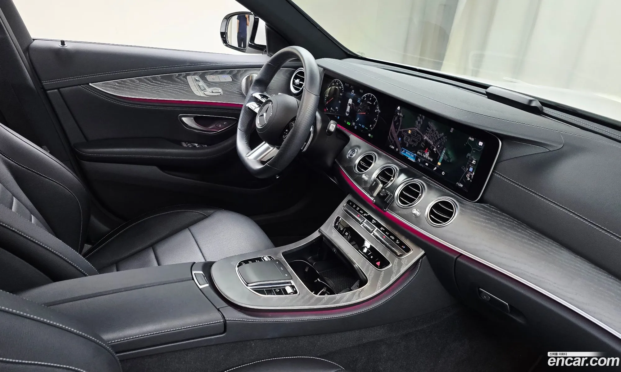 Mercedes-Benz E-Class W213 2022 — 24