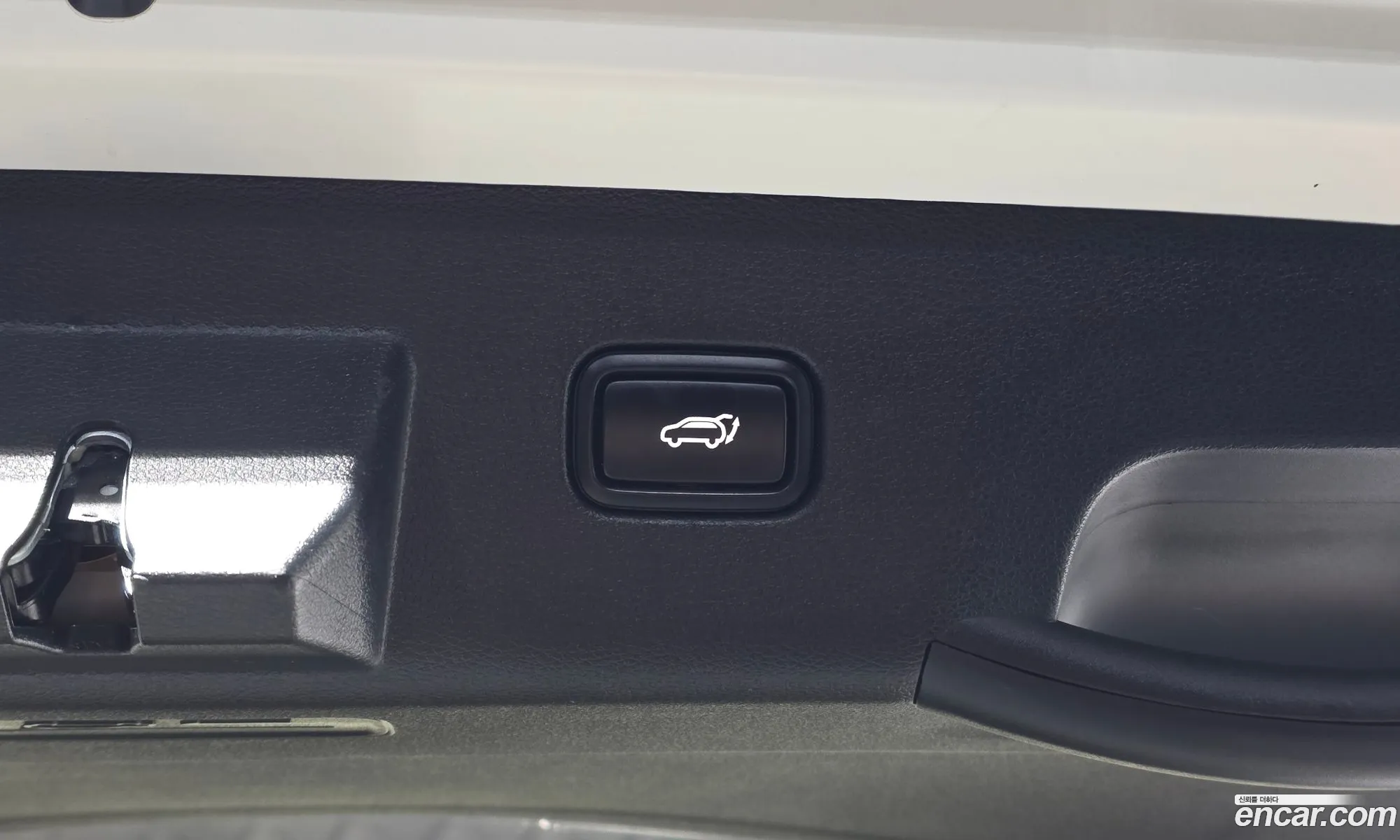Kia Sportage Hybrid 2024 — 10