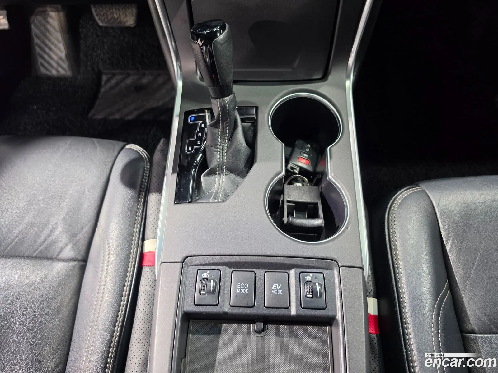 Toyota Camry 2016 — 2