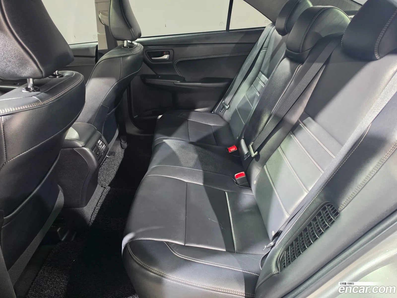 Toyota Camry 2016 — 20