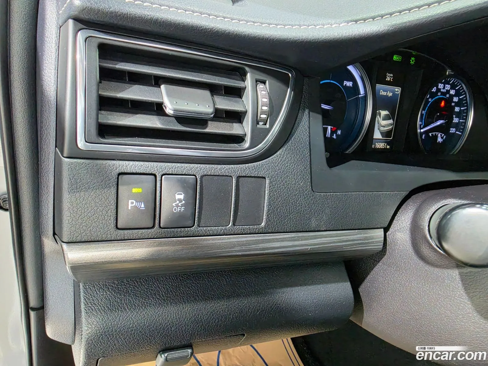 Toyota Camry 2016 — 4