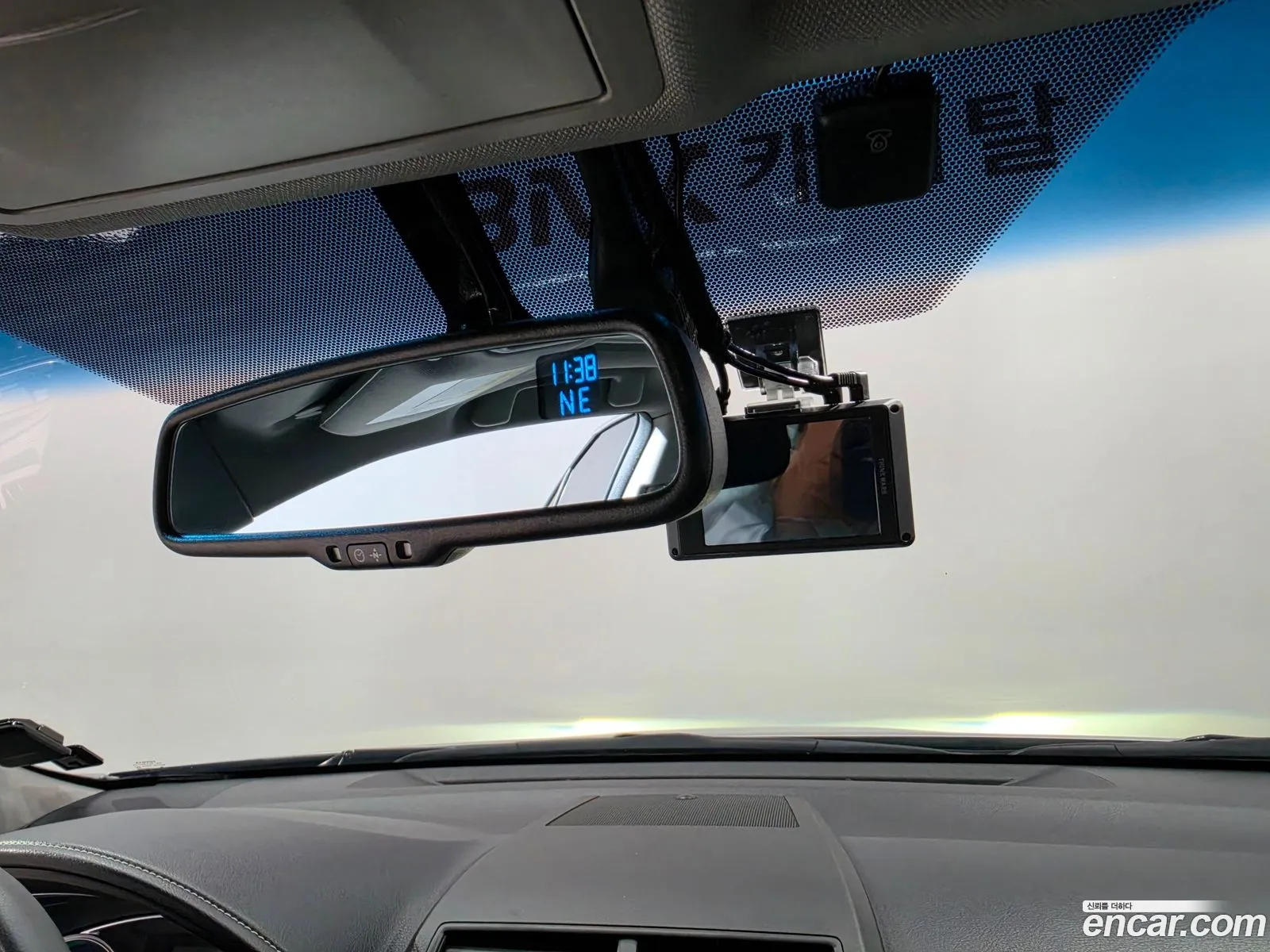 Toyota Camry 2016 — 3
