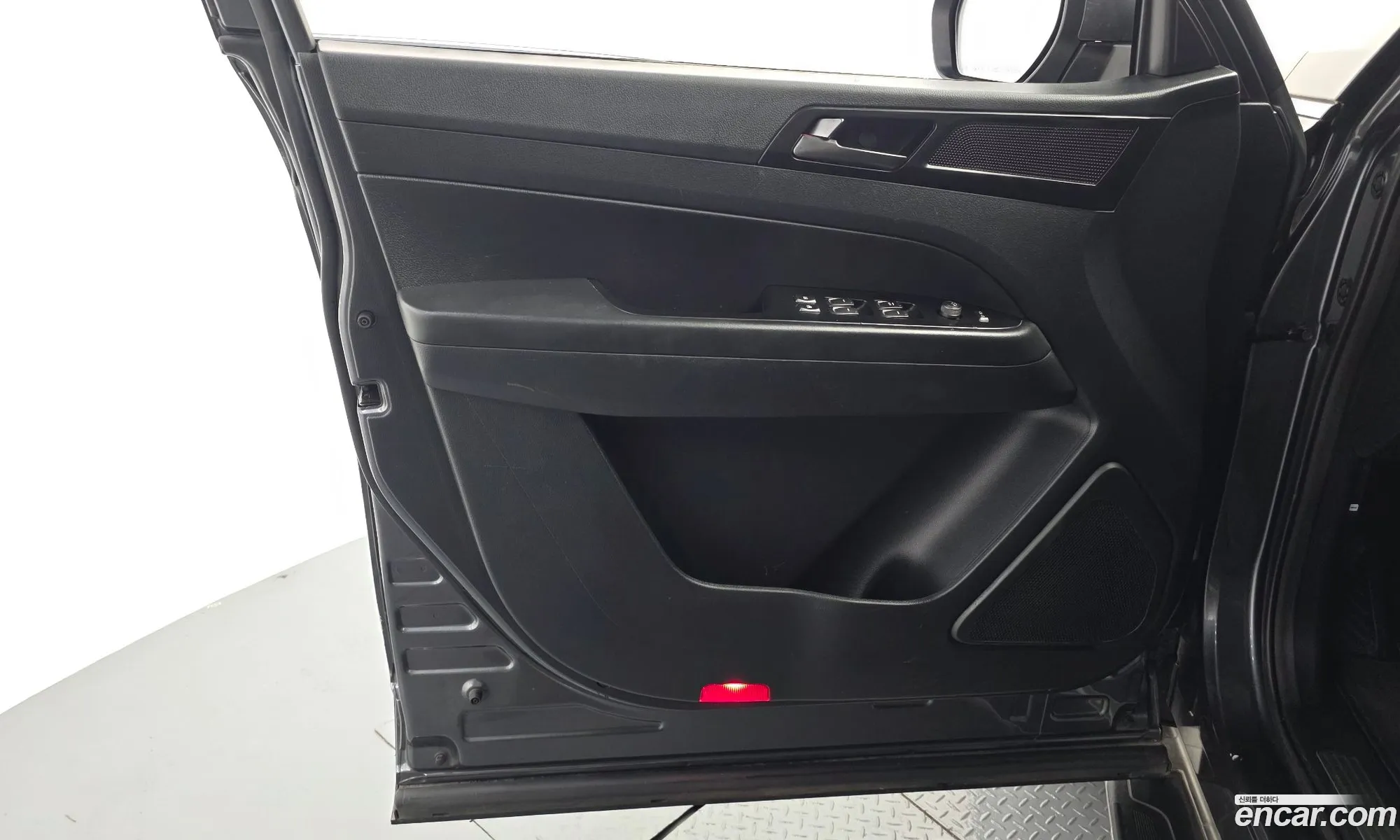 KG Mobility (SsangYong) Rexton Sports 2019 — 12