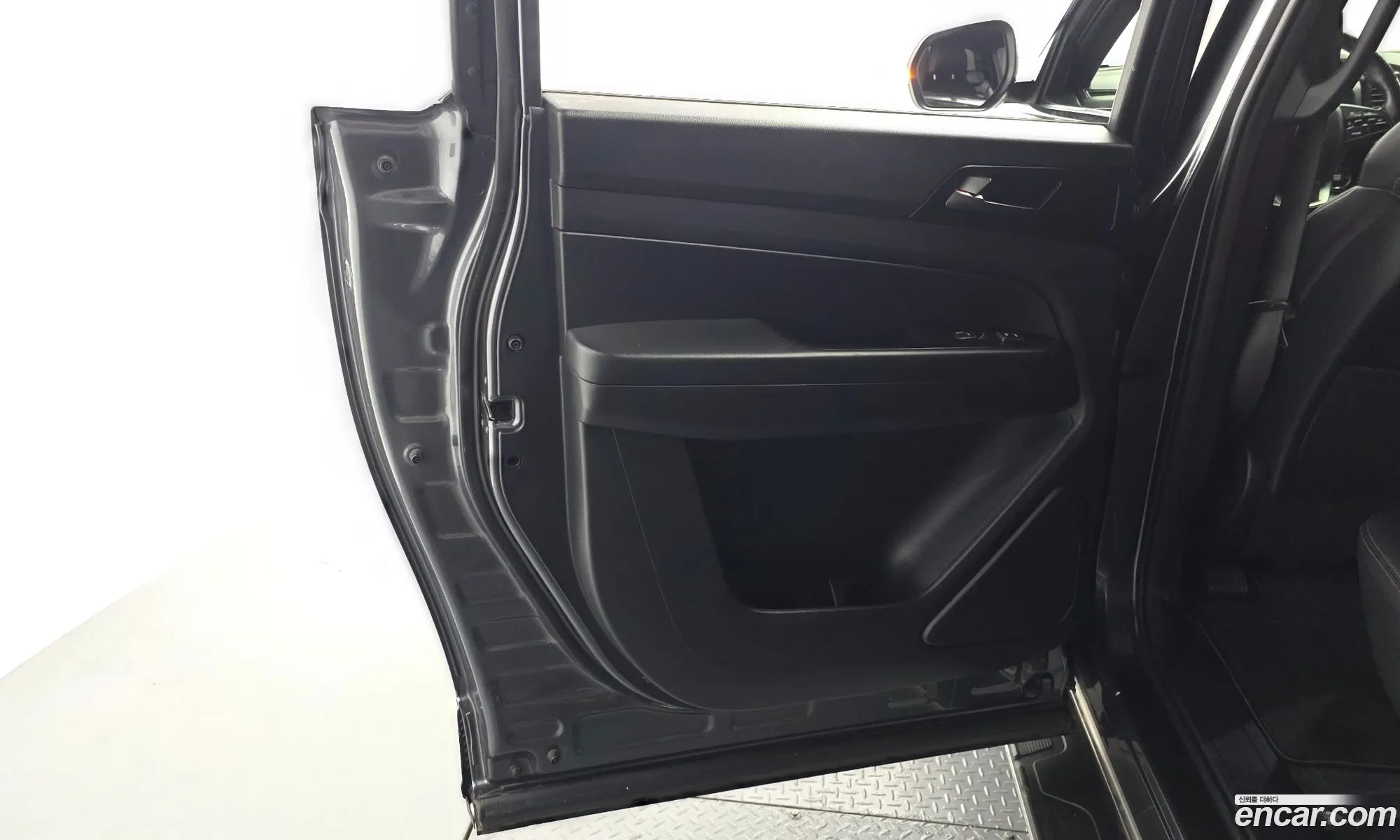 KG Mobility (SsangYong) Rexton Sports 2019 — 18