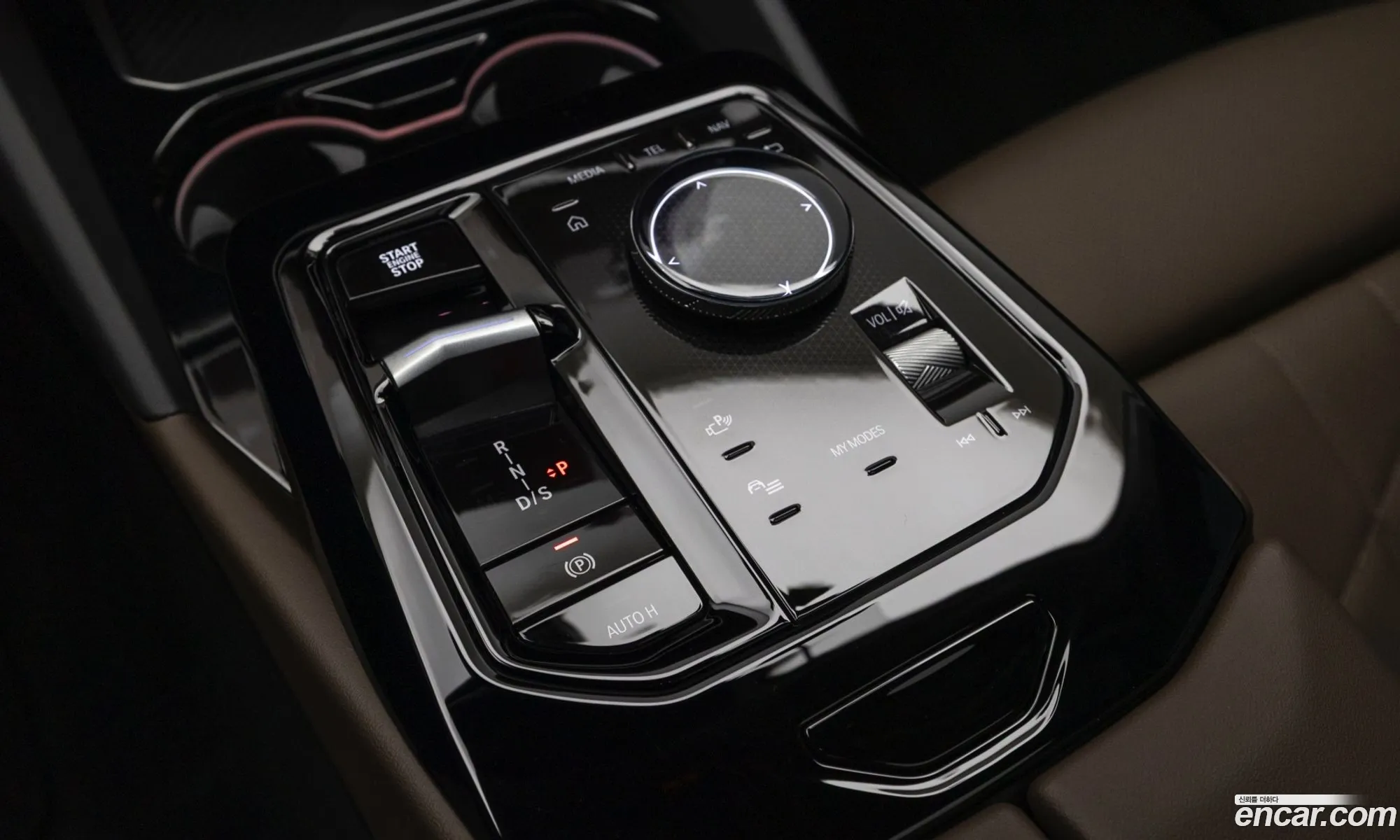 BMW 5 Series 2025 — 9