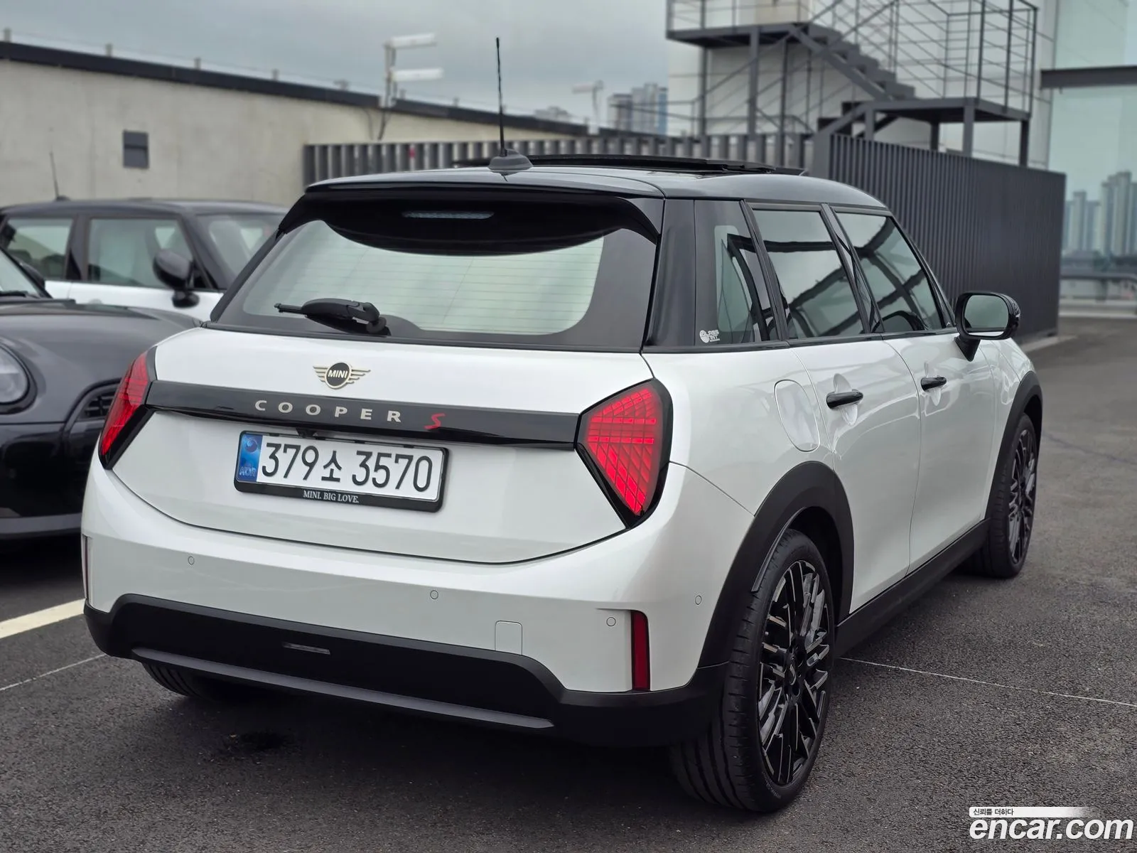 Mini Cooper S 2025 — 4