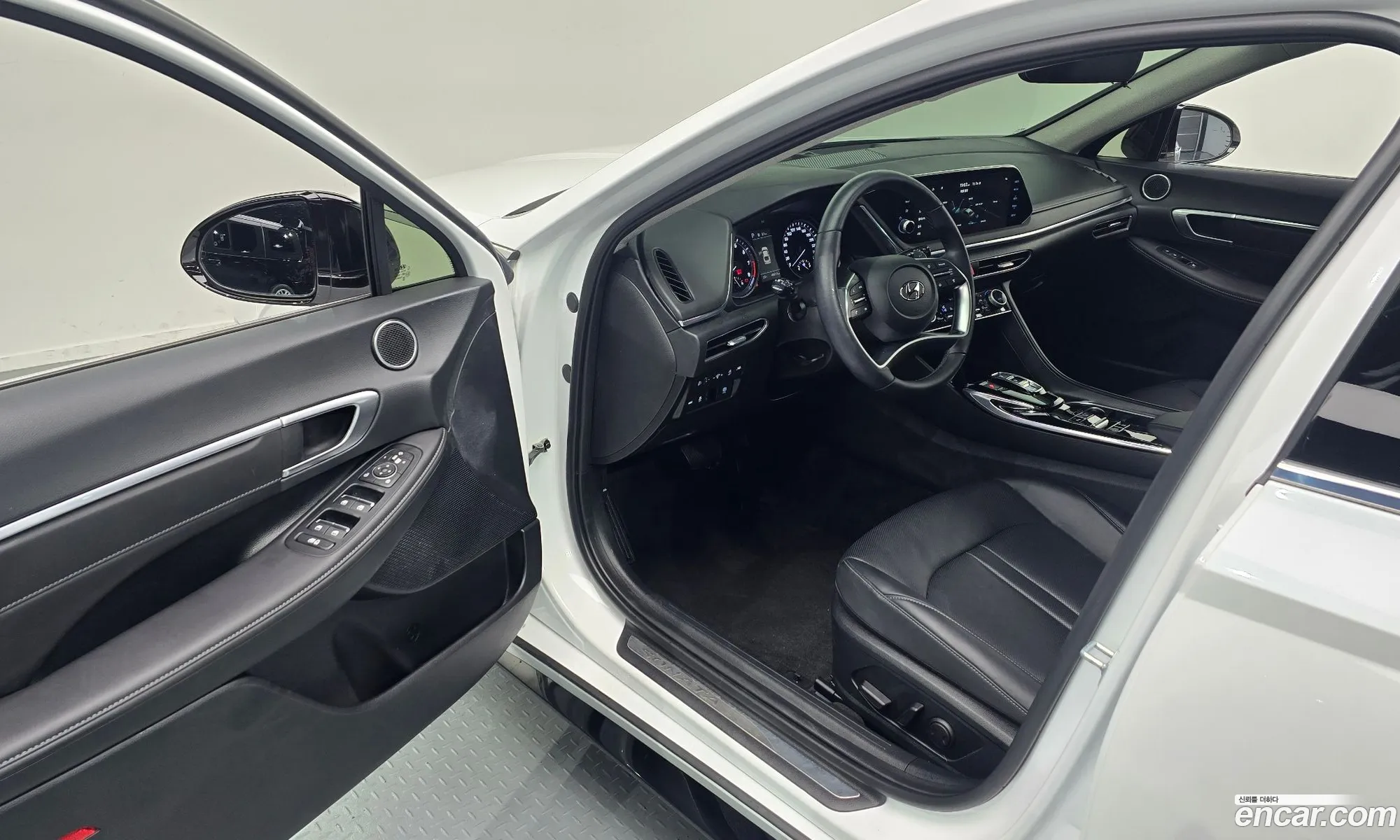 Hyundai Sonata 2022 — 27