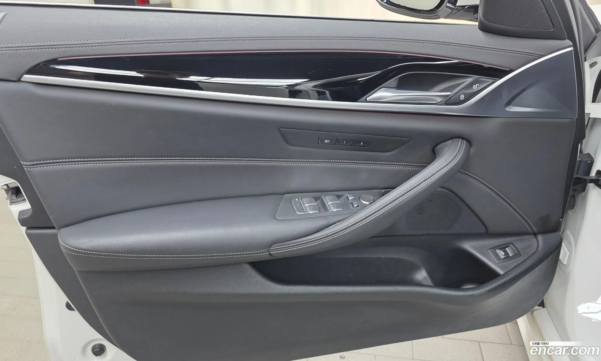 BMW 5 Series 2021 — 10