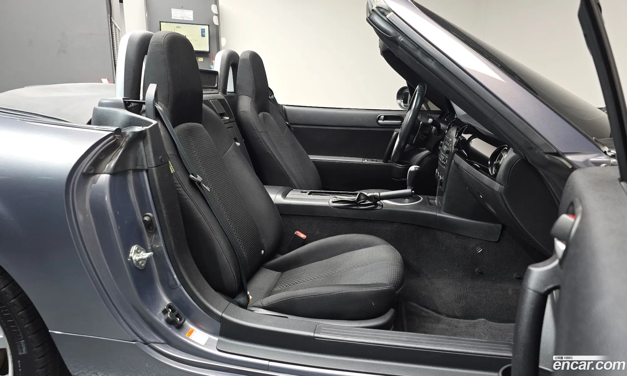 Mazda MX-5 Miata 2007 JM1NC25F870132889 — 10