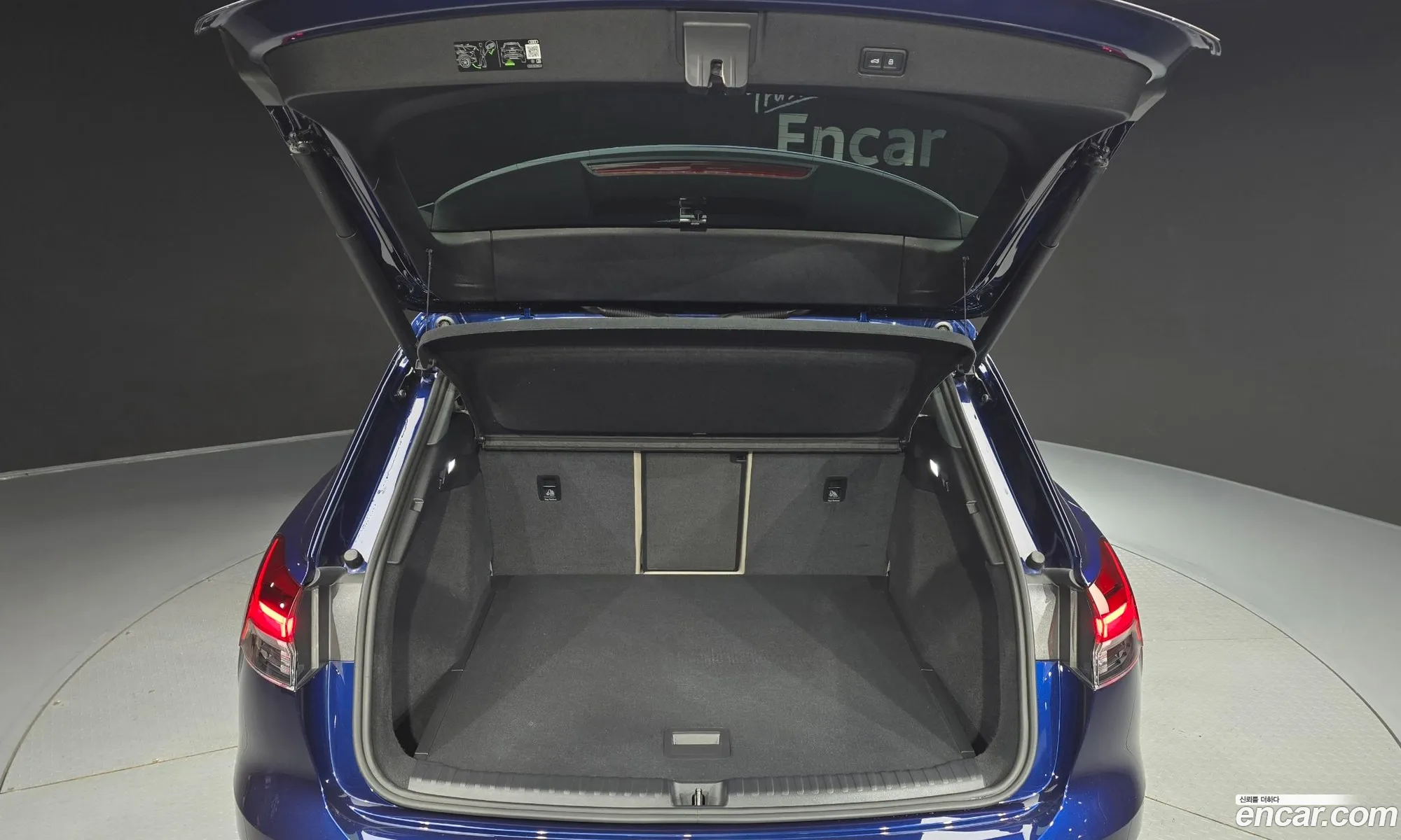 Audi Q4 e-tron 2025 — 13