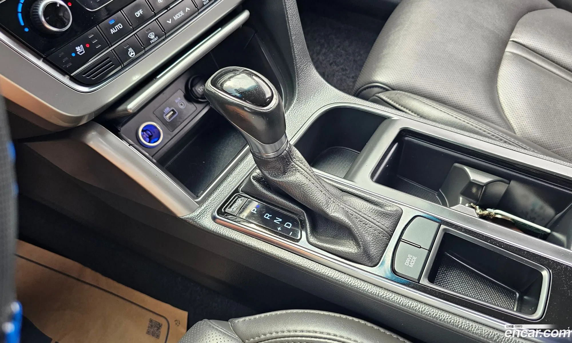 Hyundai LF Sonata 2014 — 10