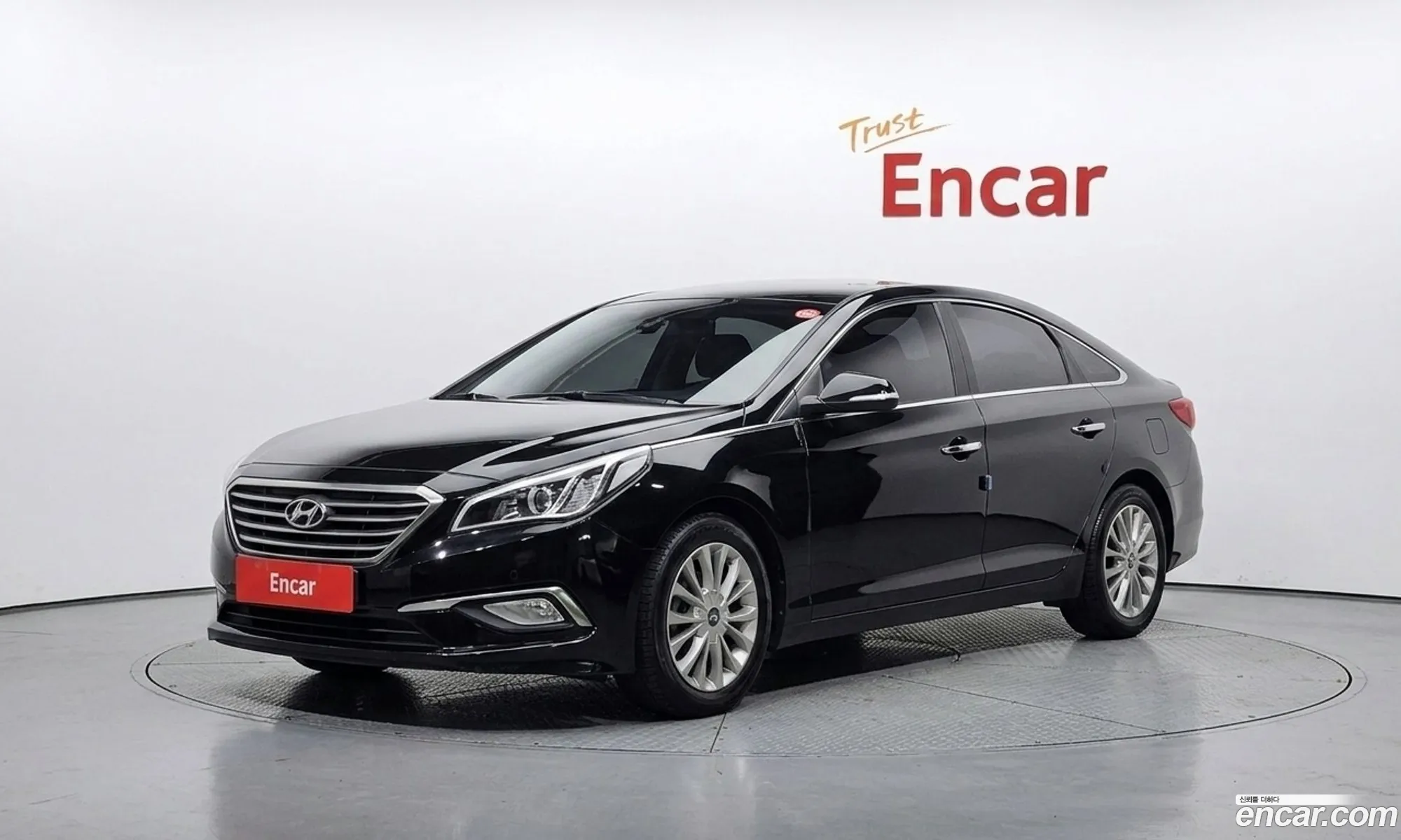 Hyundai LF Sonata 2014 — 17