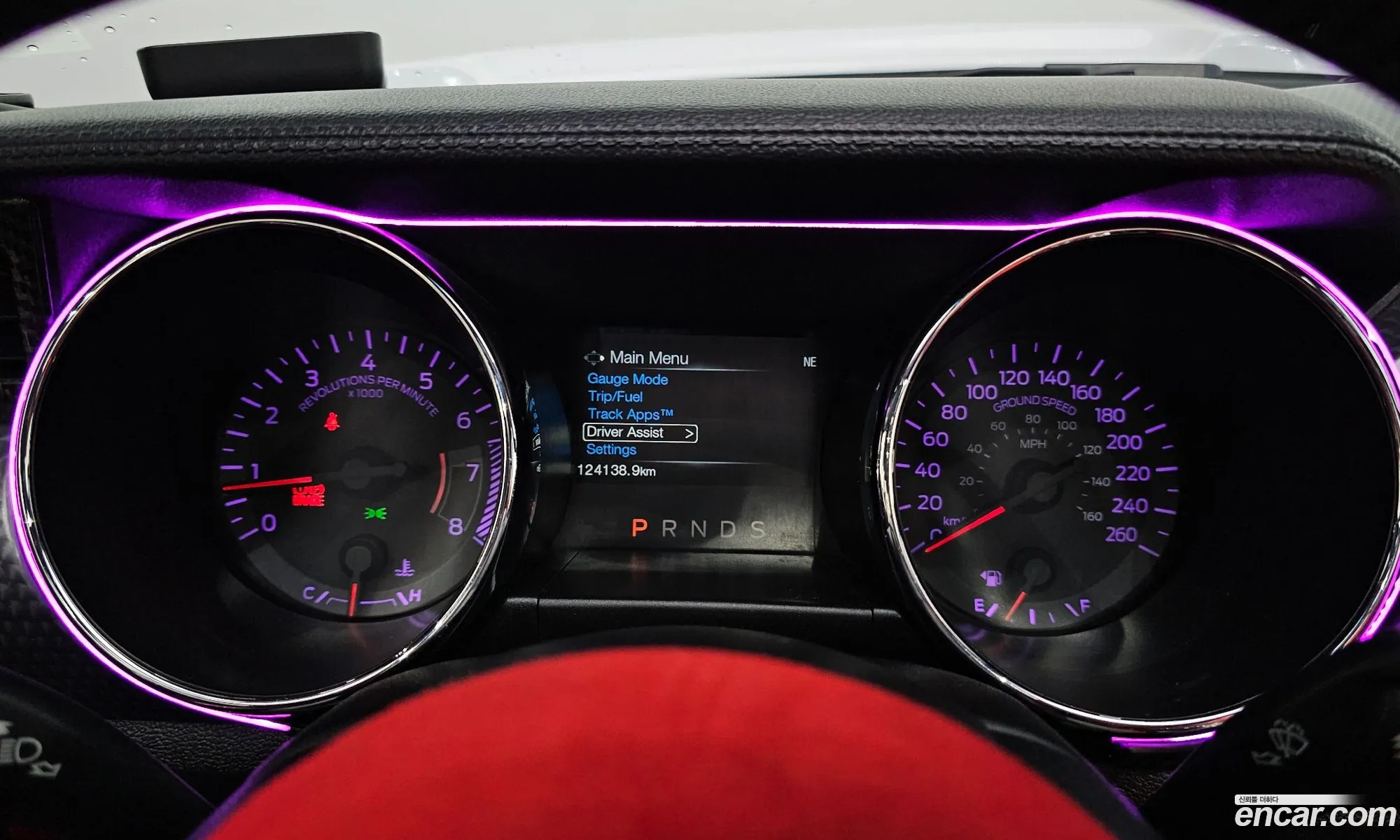 Ford Mustang 2015 1FATP8UH8F5435227 — 3