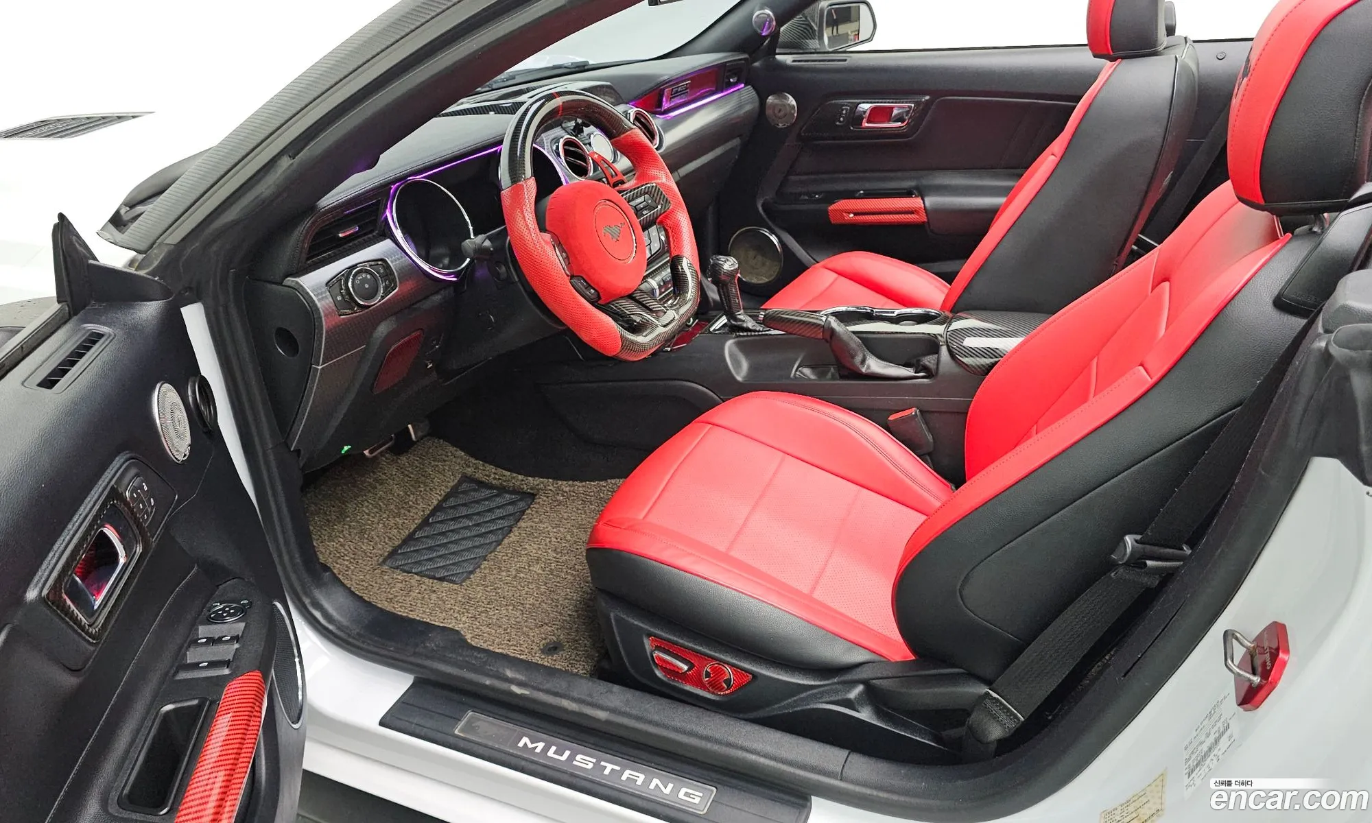 Ford Mustang 2015 1FATP8UH8F5435227 — 17