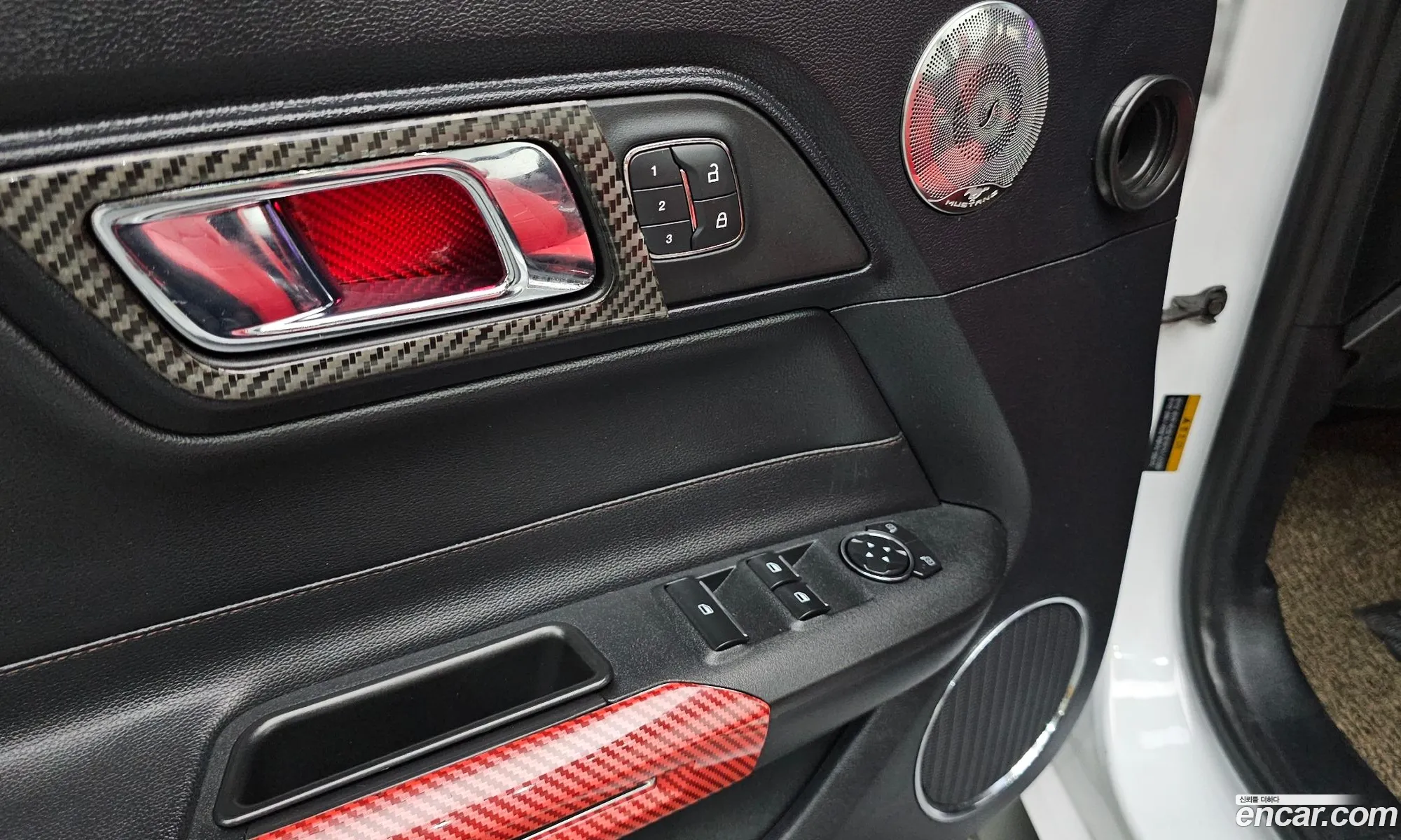 Ford Mustang 2015 1FATP8UH8F5435227 — 16