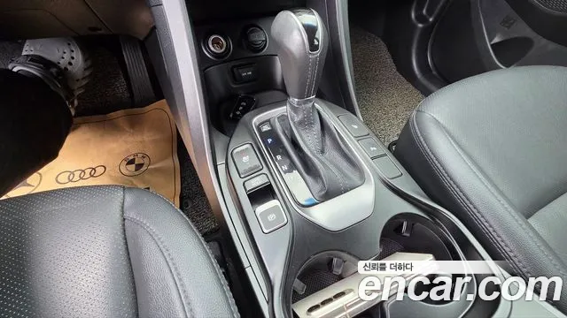 Hyundai Santa Fe DM 2014 — 4