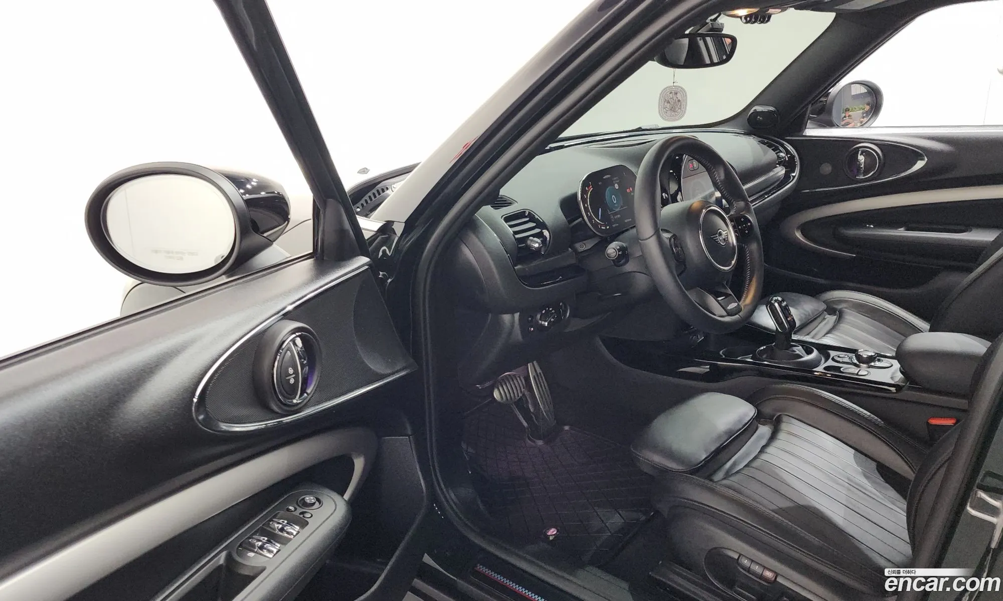 Mini Cooper S Clubman 2023 — 19