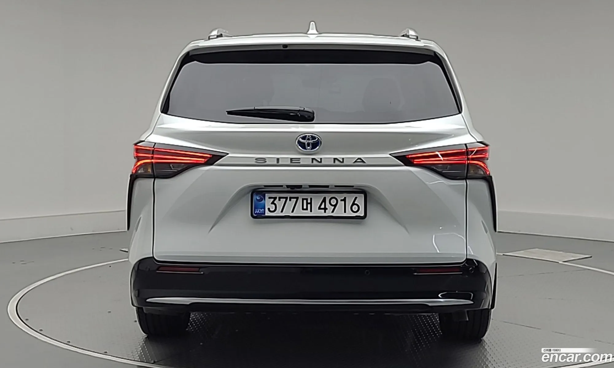 Toyota Sienna 2025 — 16
