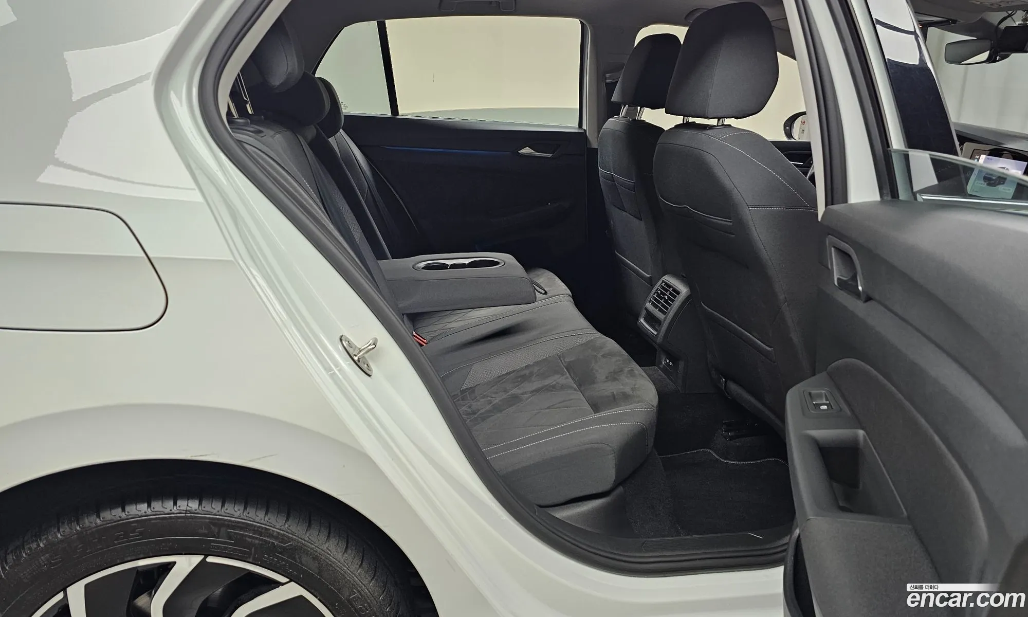 Volkswagen Golf 8th Gen 2022 — 31