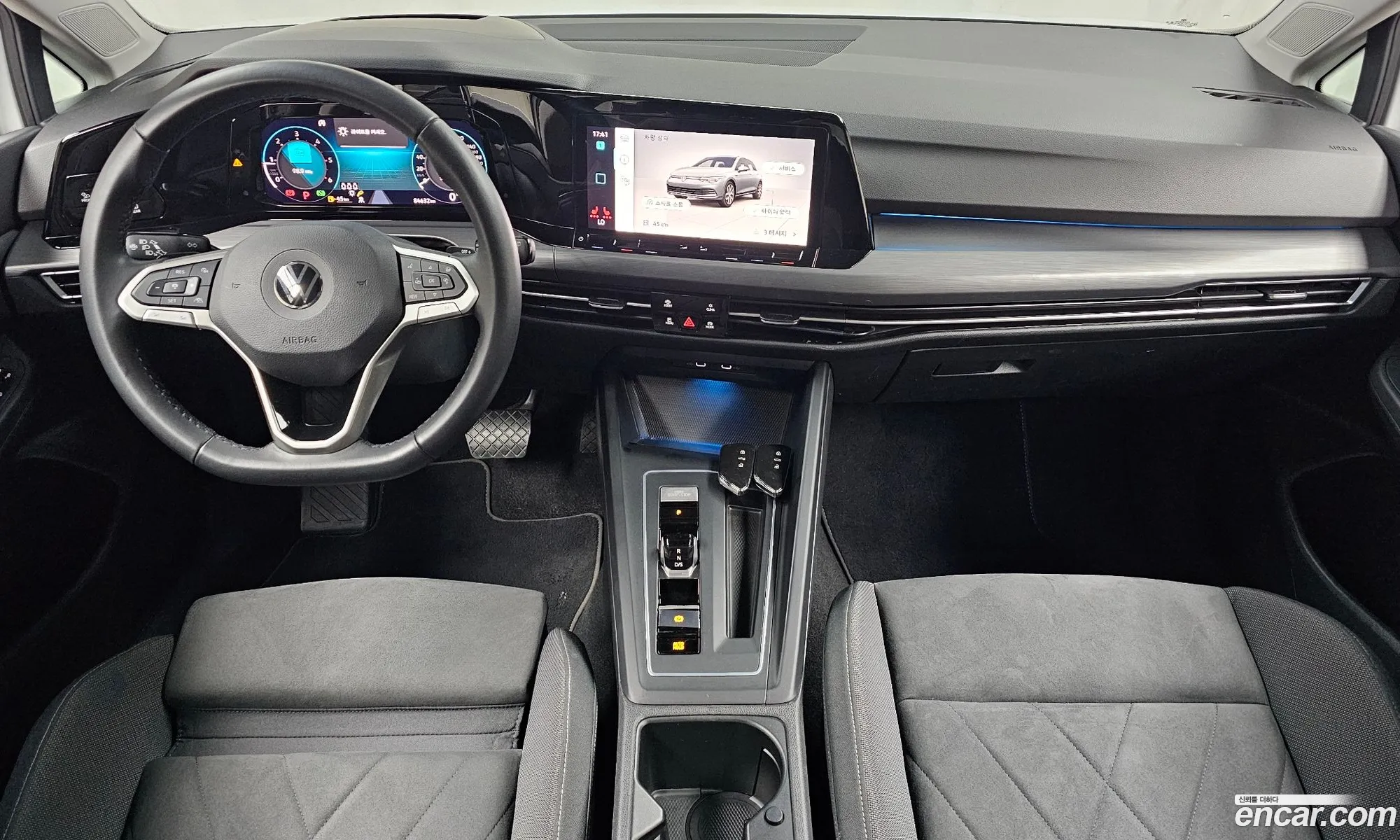 Volkswagen Golf 8th Gen 2022 — 33
