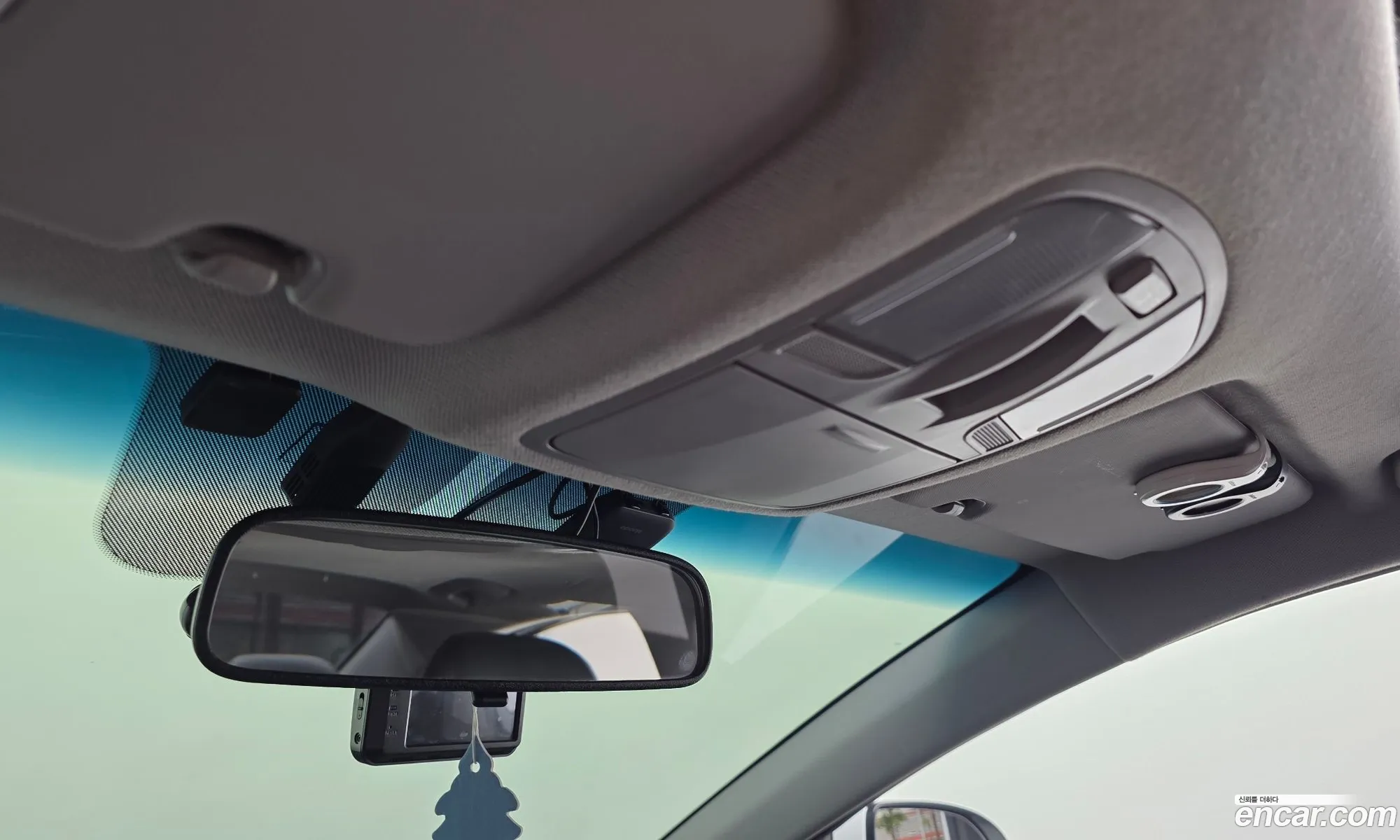 Hyundai Elantra AD 2015 — 17
