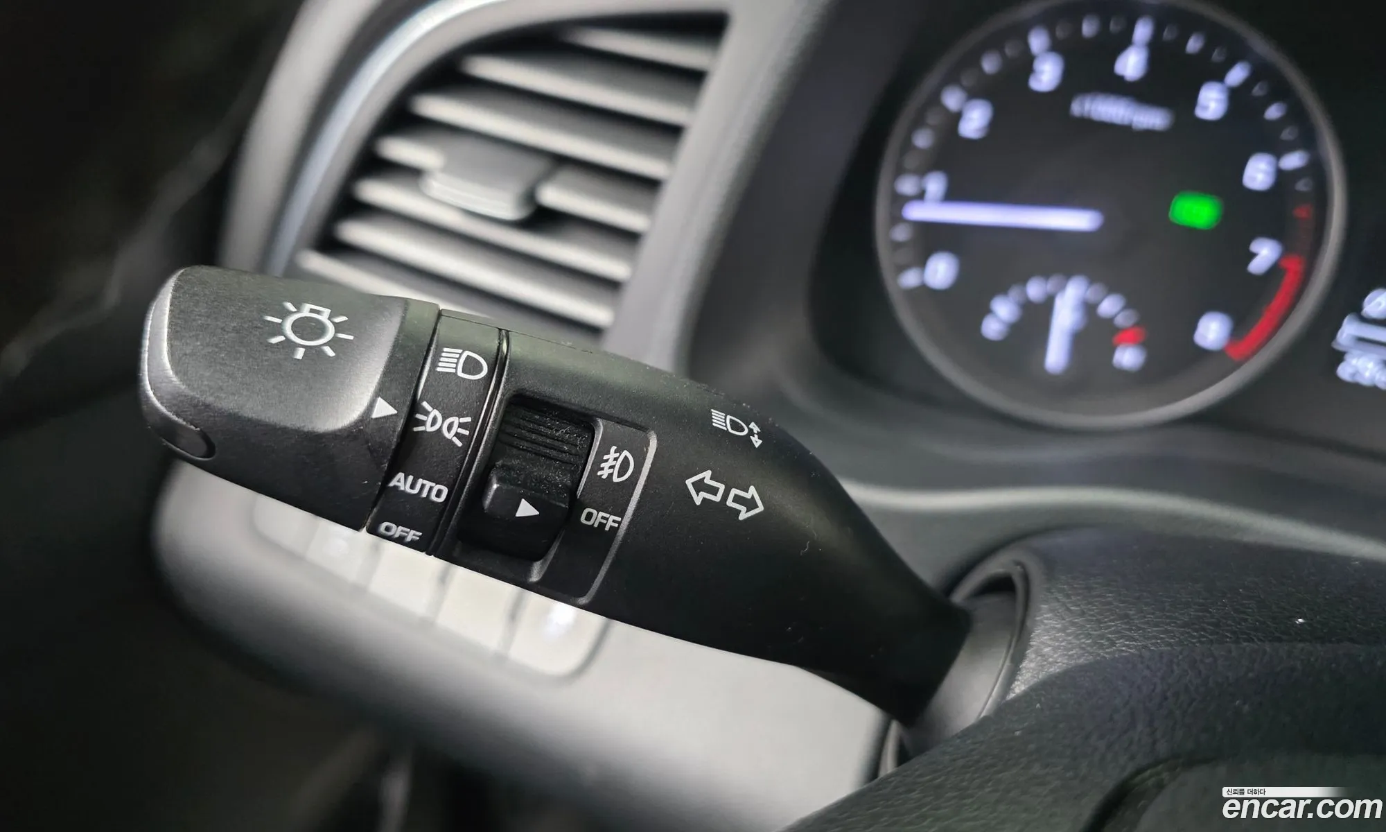 Hyundai Elantra AD 2015 — 4