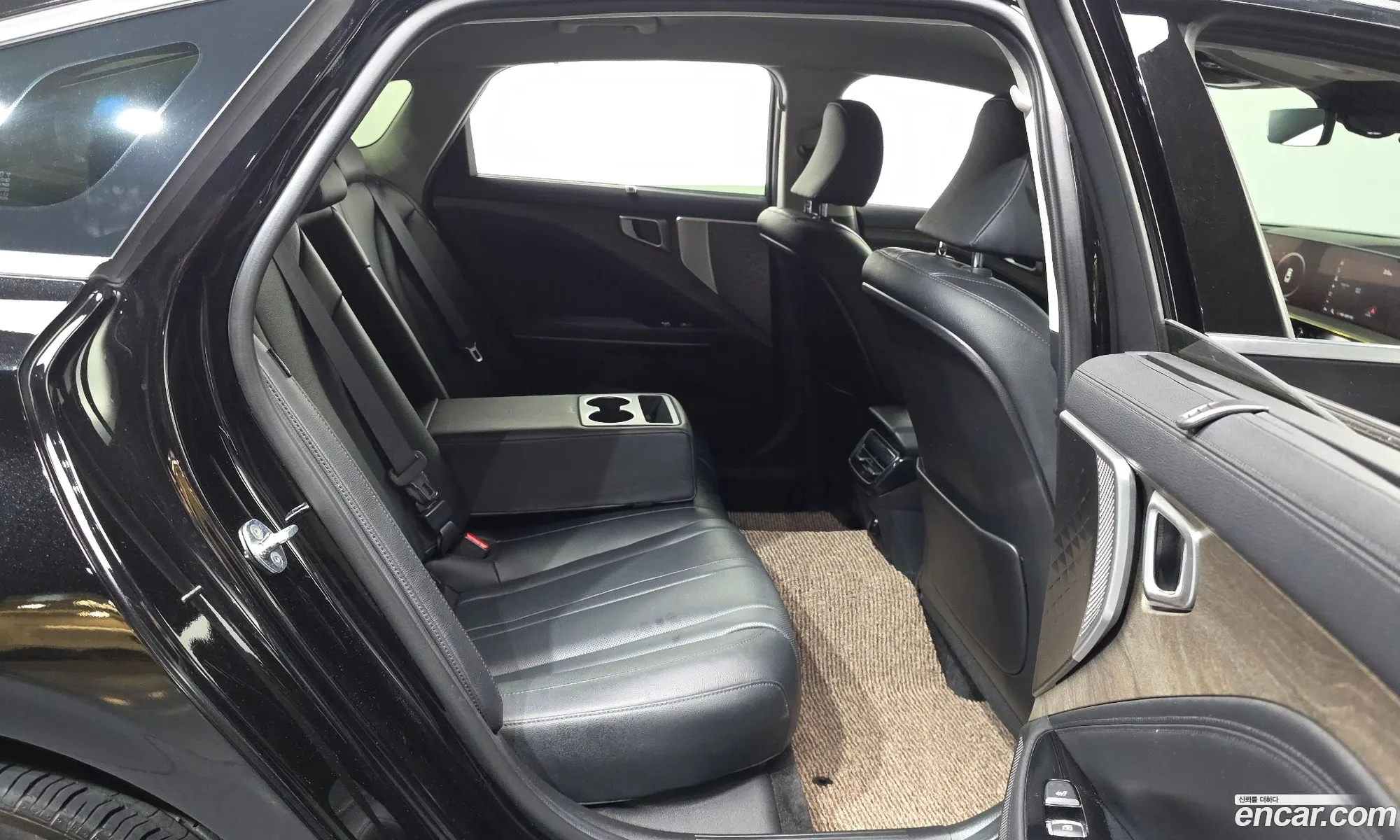 Kia K8 2021 — 28