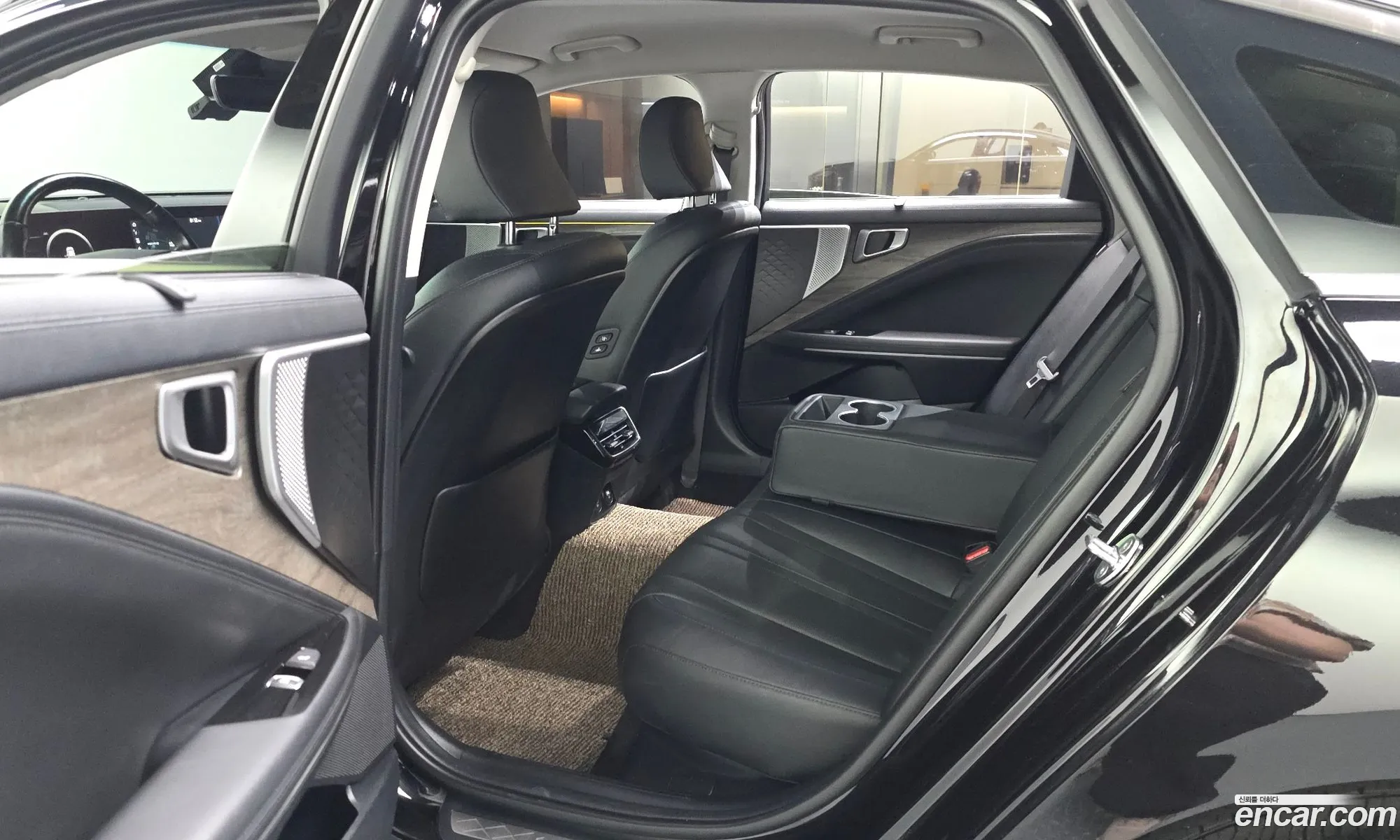 Kia K8 2021 — 11