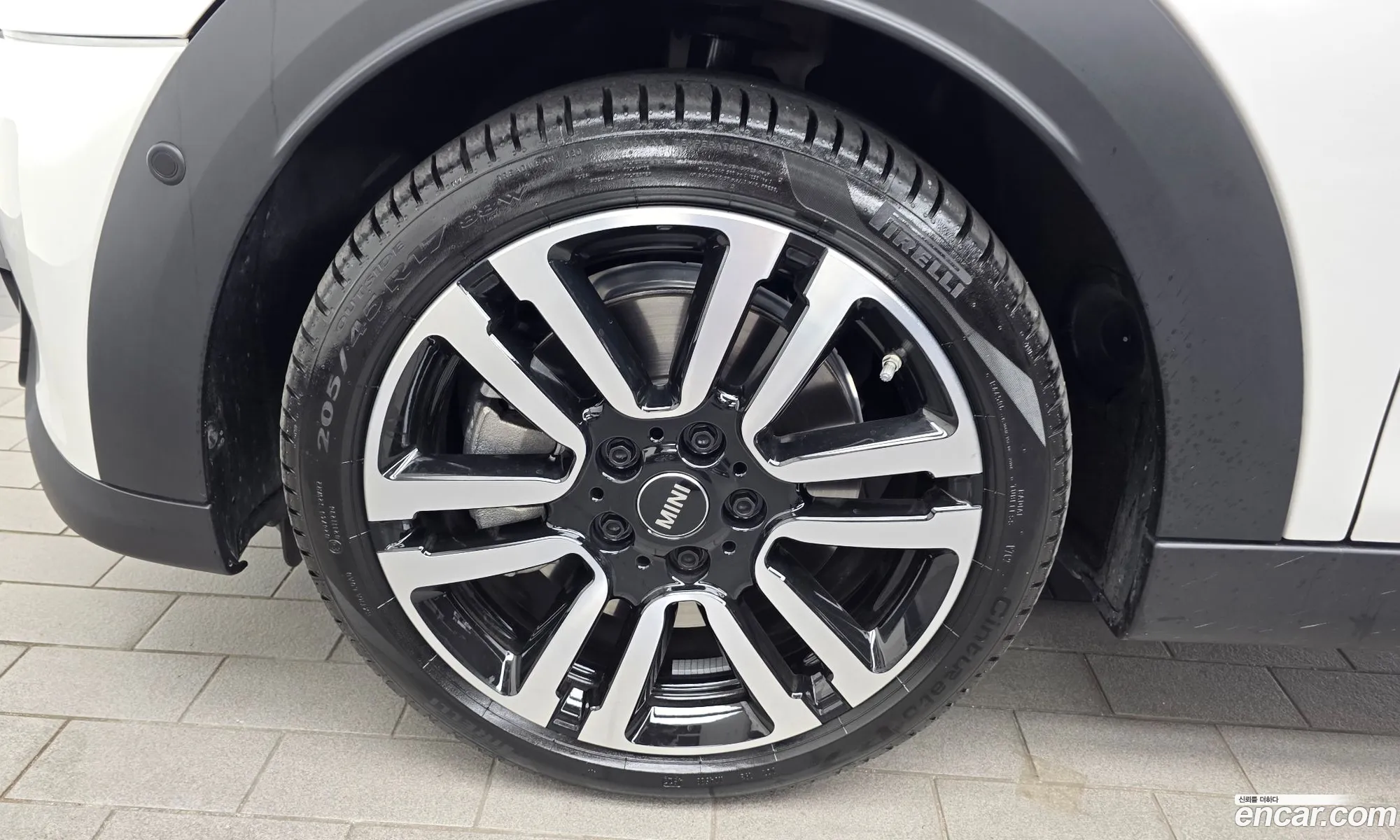 Mini Cooper S 2024 — 8