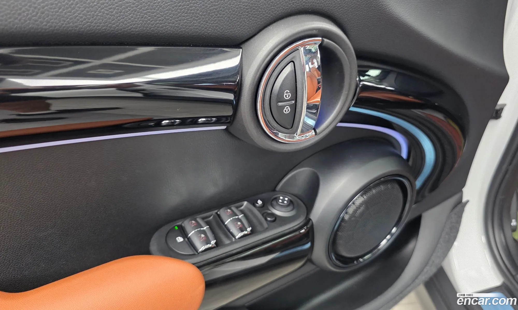 Mini Cooper S 2024 — 14